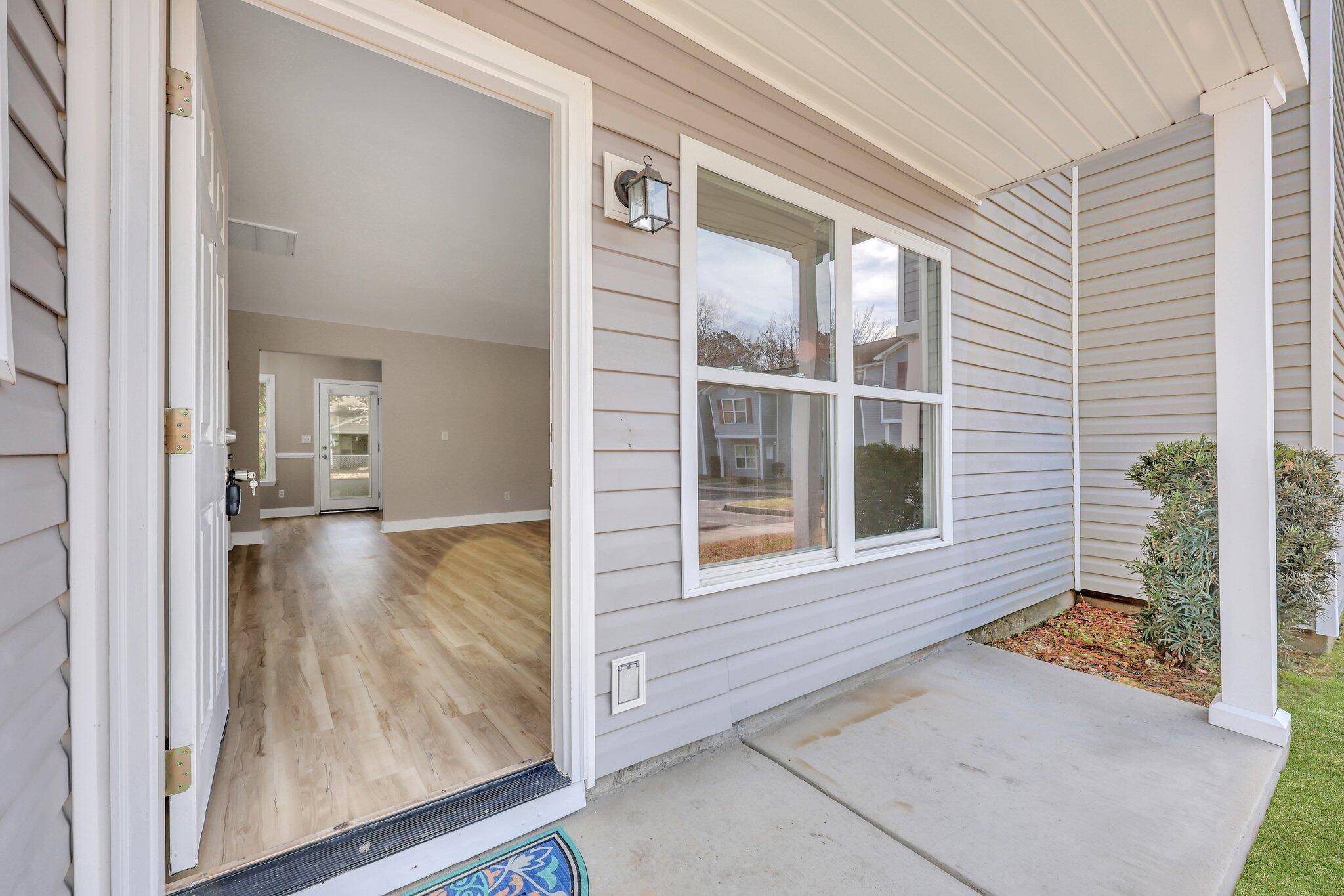 Summerville, SC 29485,517 Travelers Blvd