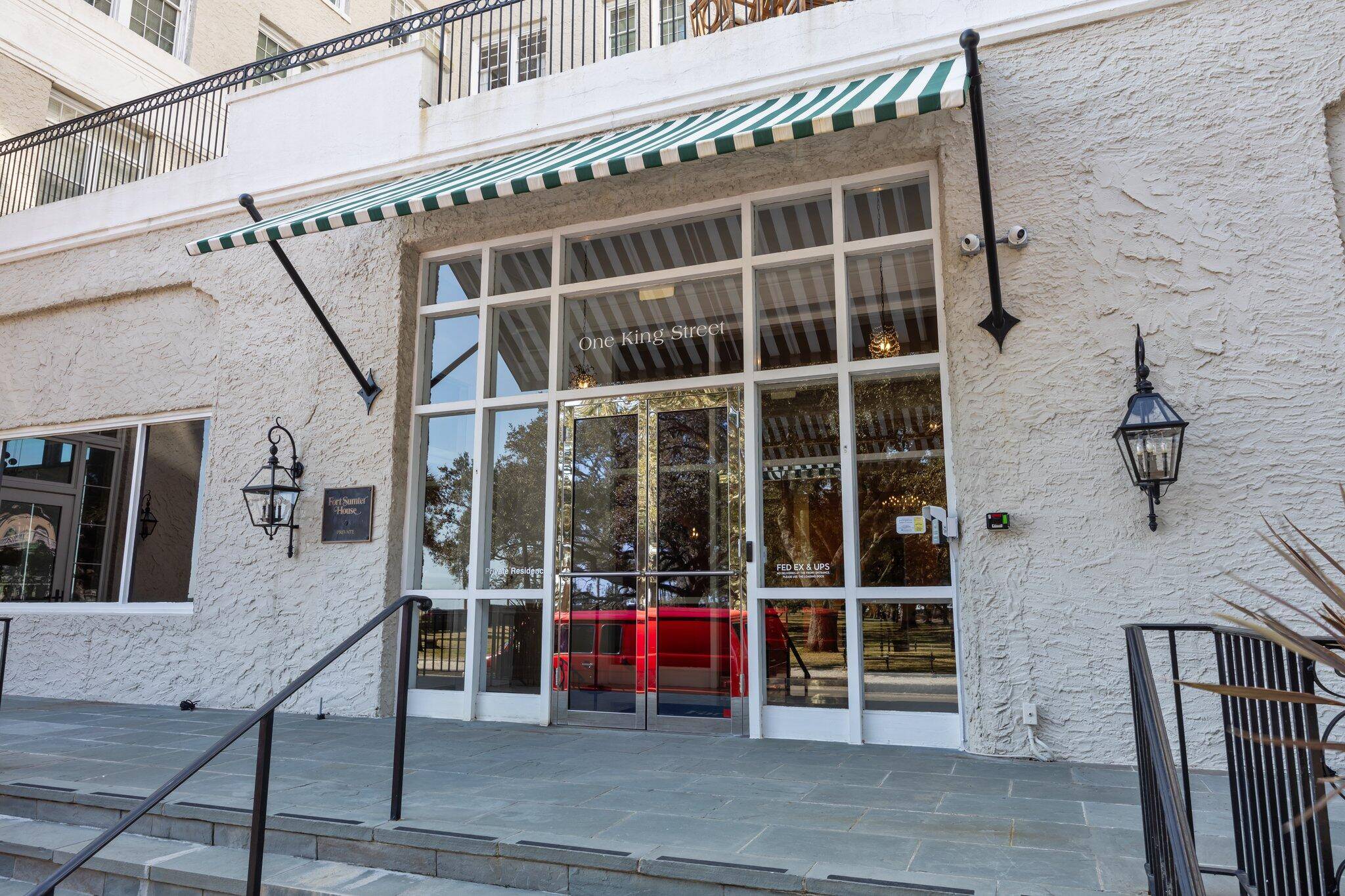 Charleston, SC 29401,1 King St #503