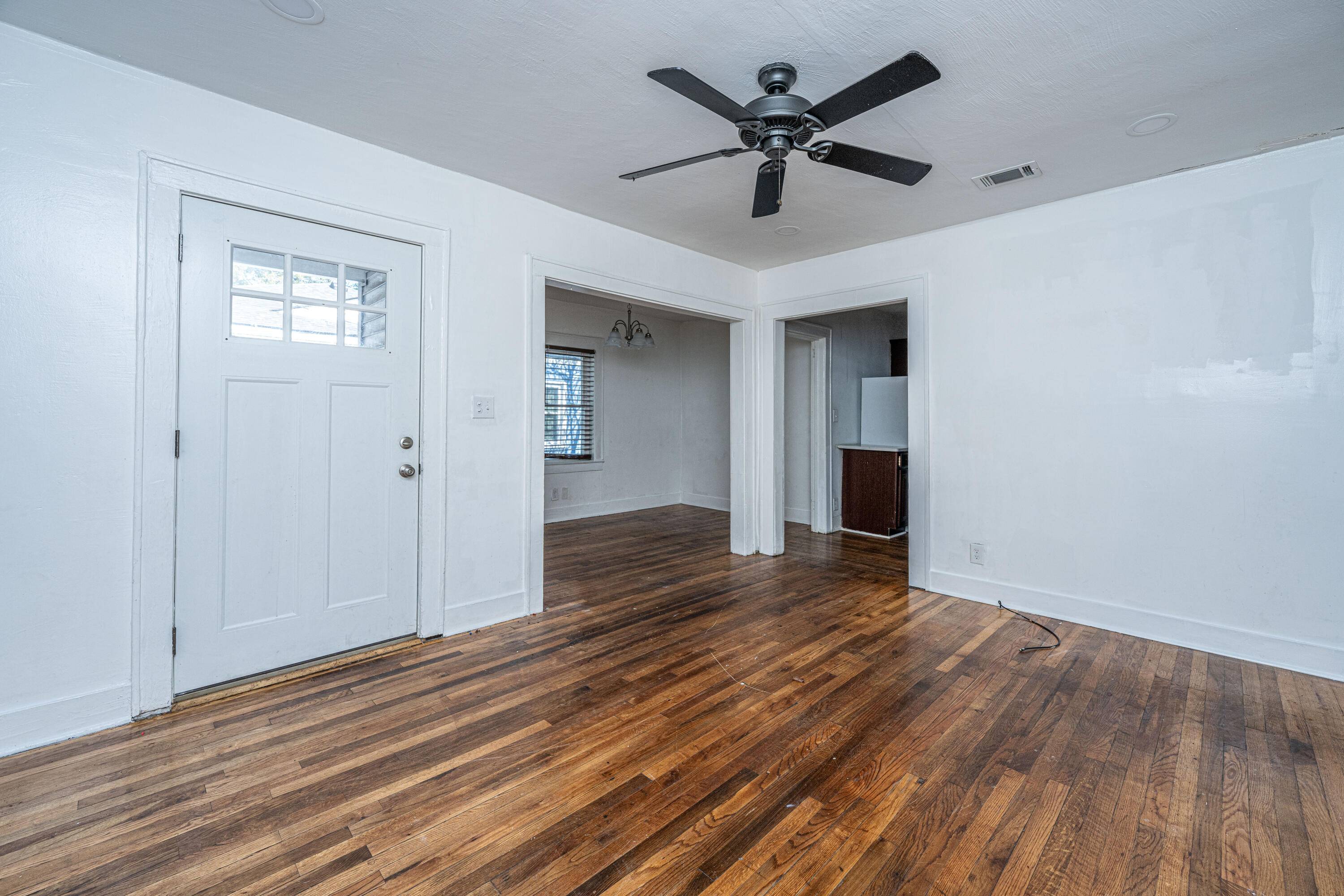 North Charleston, SC 29405,2749 E Surrey Dr