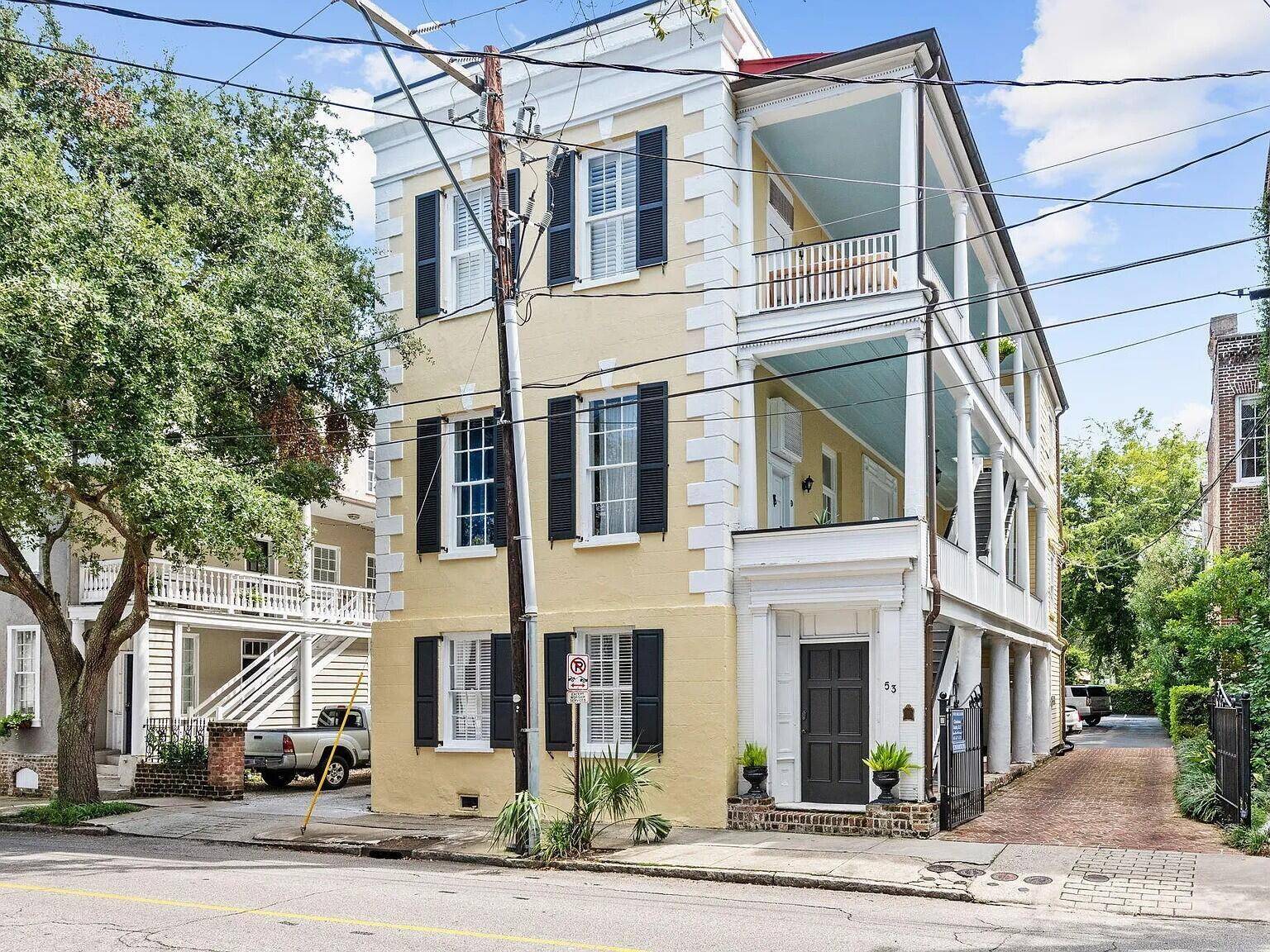 Charleston, SC 29401,53 Hasell Street St #H