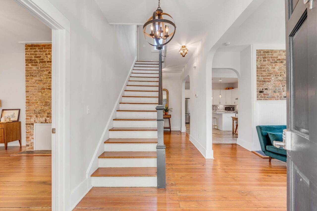 Charleston, SC 29403,30 Sheppard St
