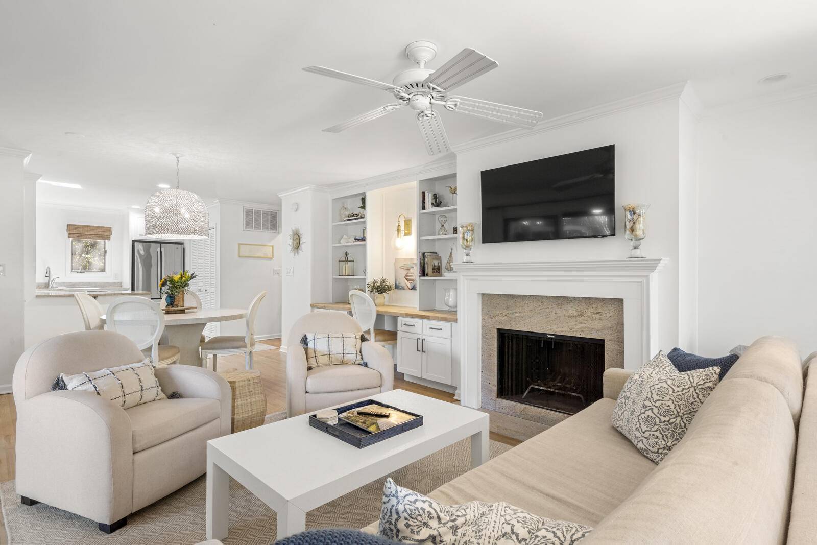 Kiawah Island, SC 29455,4545 Park Lake Dr