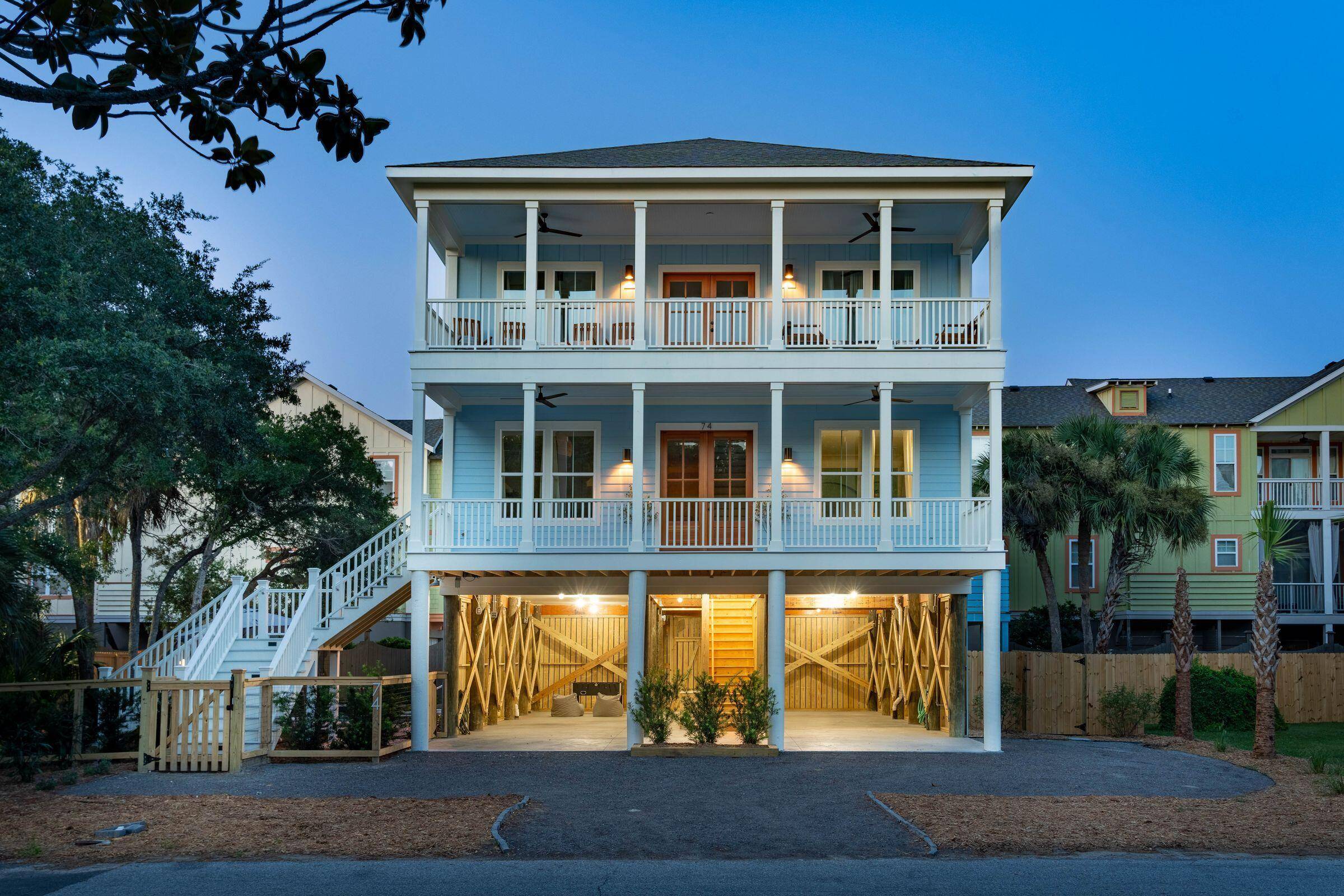 Folly Beach, SC 29439,74 Sandbar Ln