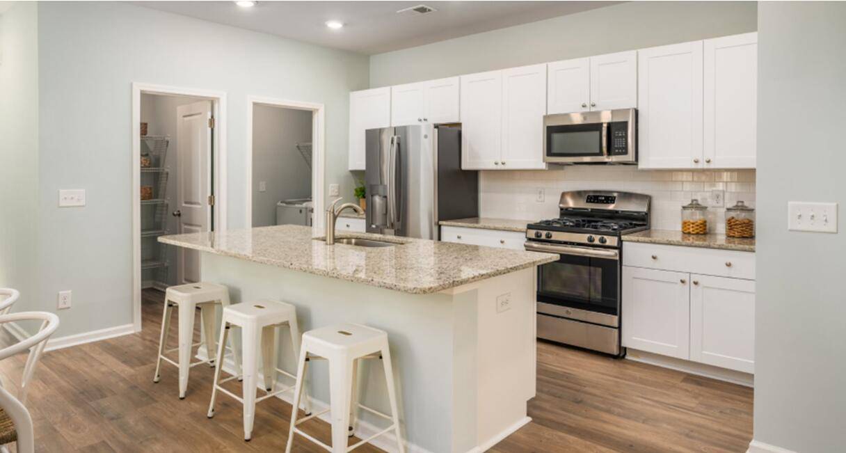 Summerville, SC 29486,300 Pine Crest View Dr