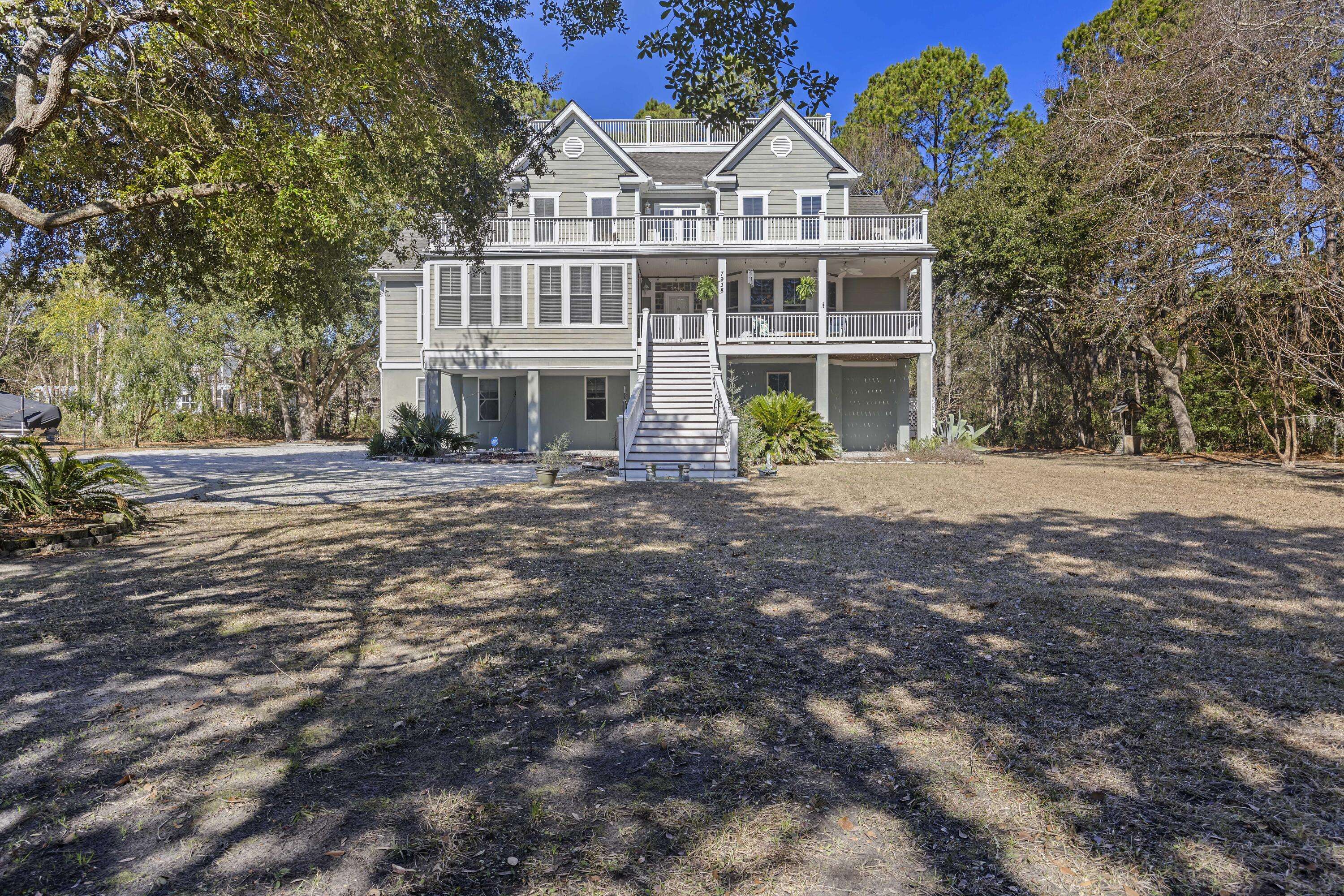 Awendaw, SC 29429,7938 Pelican Bay Dr