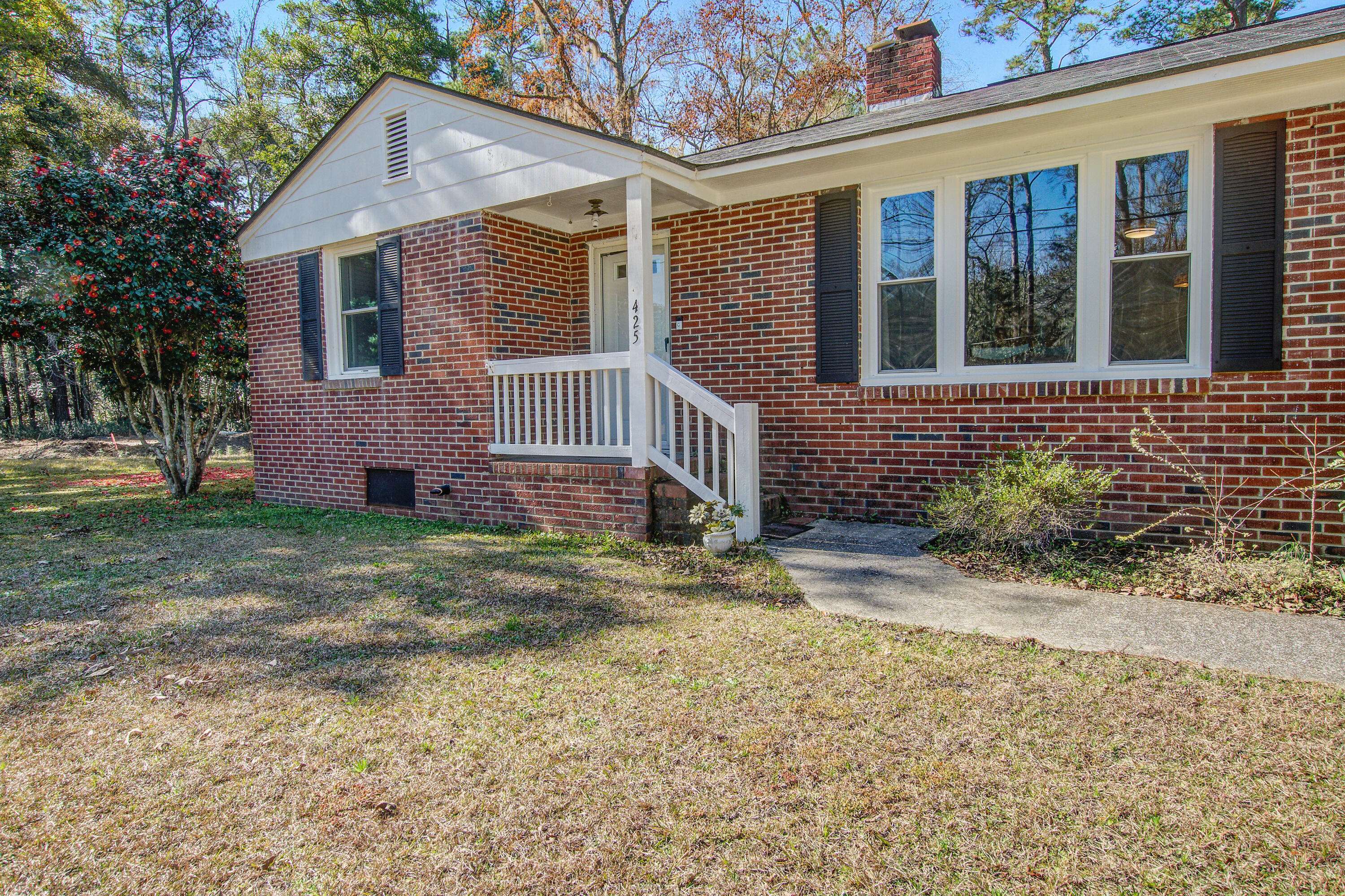 Walterboro, SC 29488,425 Ravenwood Rd