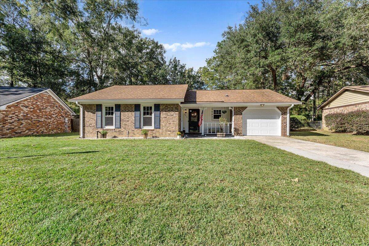 North Charleston, SC 29420,3414 Smoketree Ct