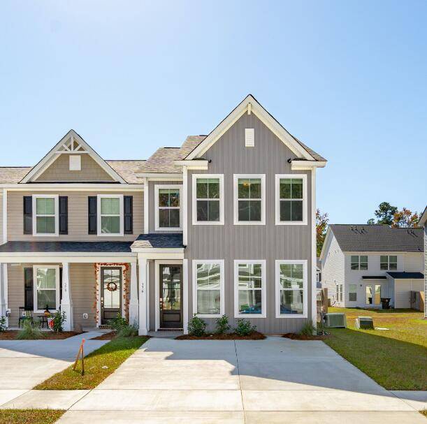 Moncks Corner, SC 29461,211 Abercom Place Dr
