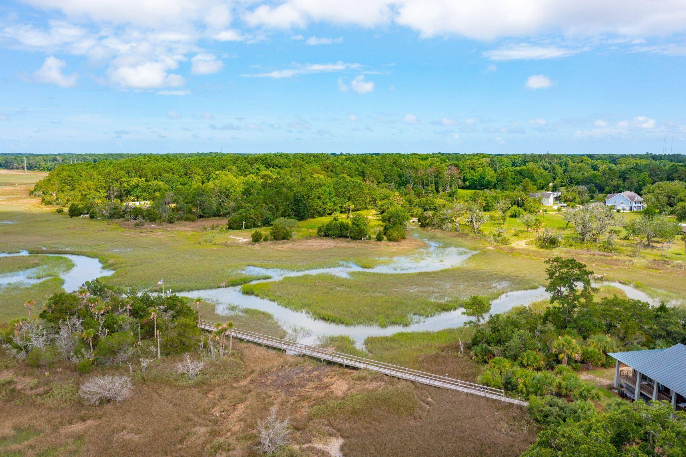 Mount Pleasant, SC 29464,328 Maggie Rd