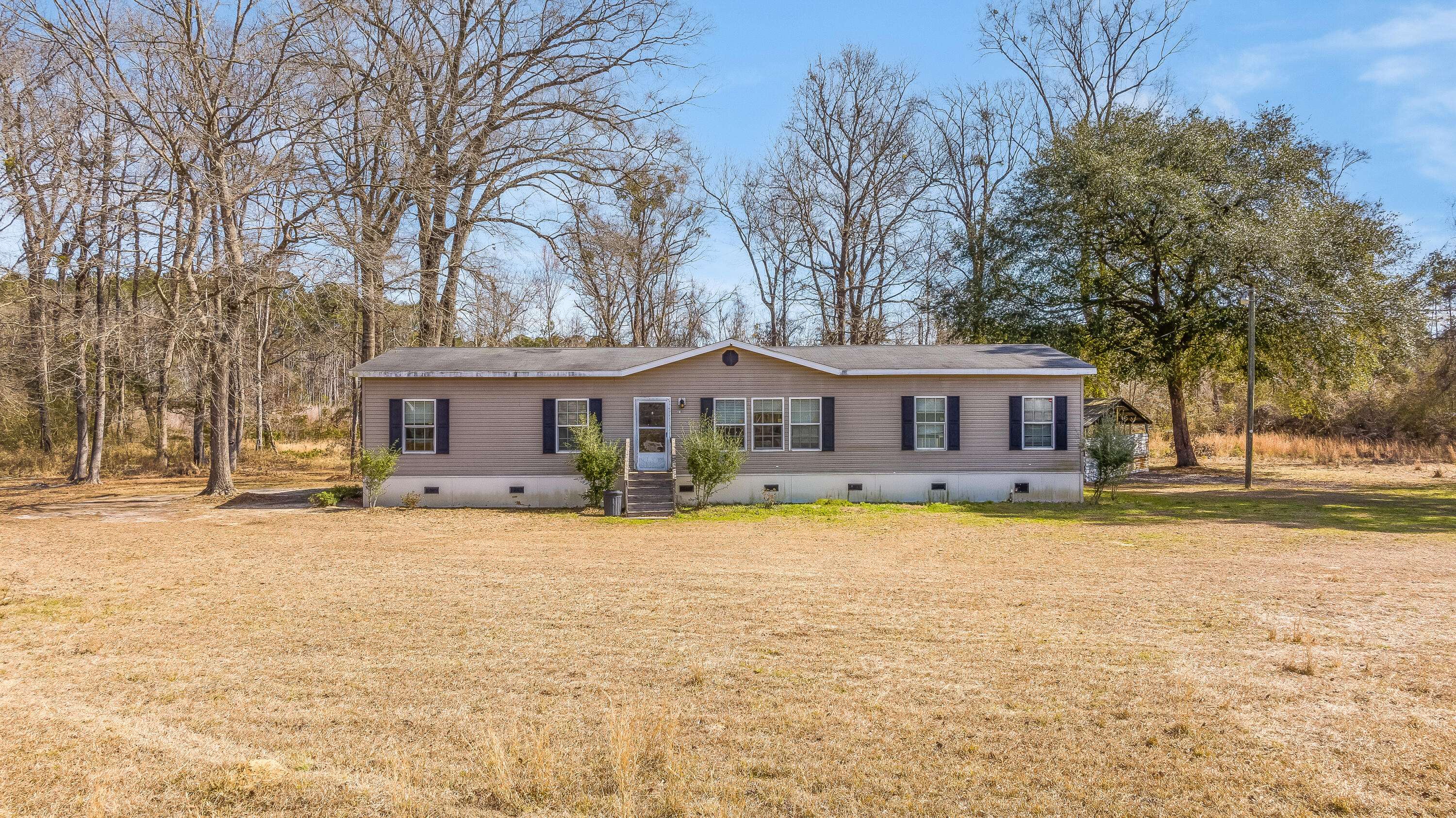 Cottageville, SC 29435,216 Joyland Ln