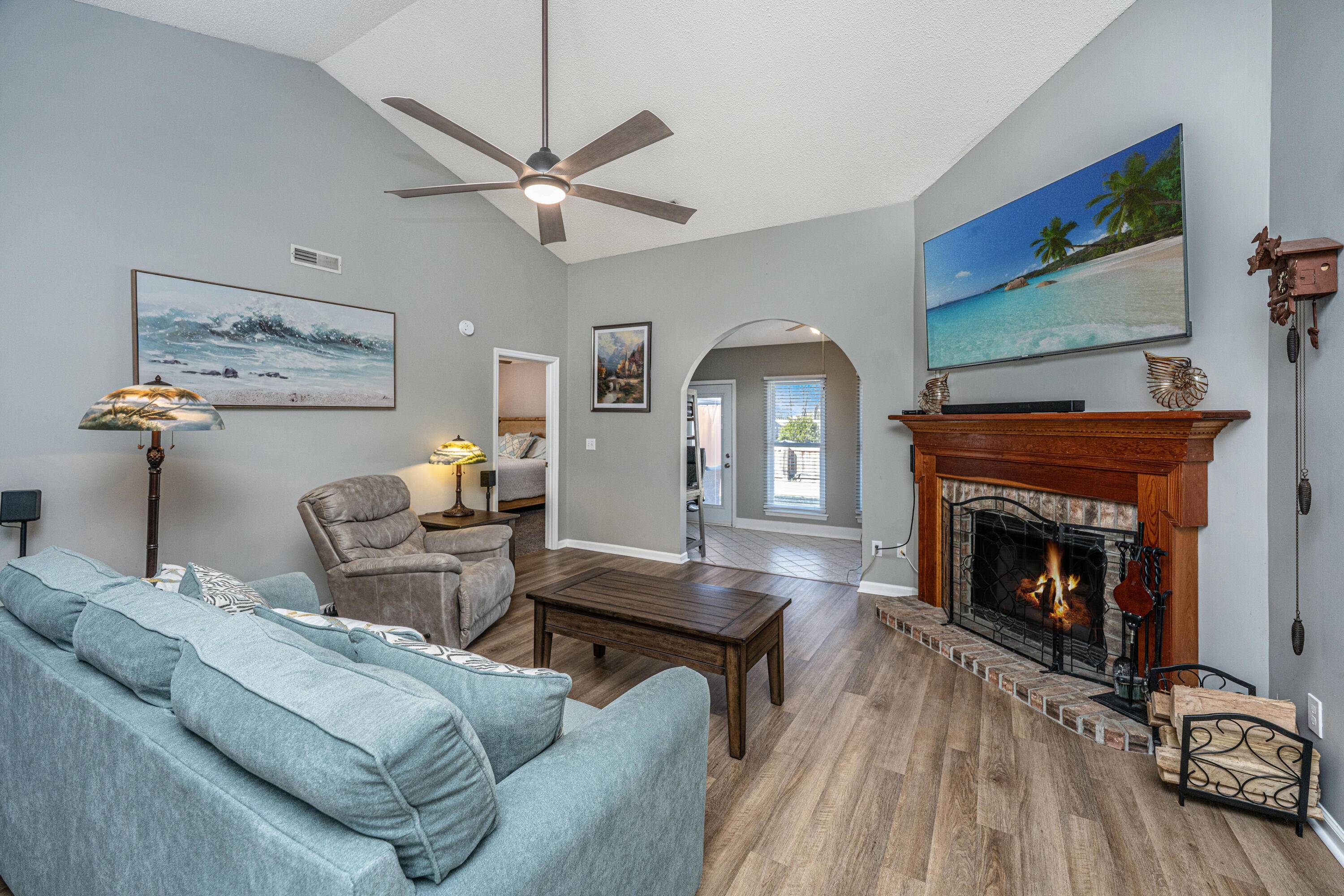 Summerville, SC 29483,202 Ash Ct