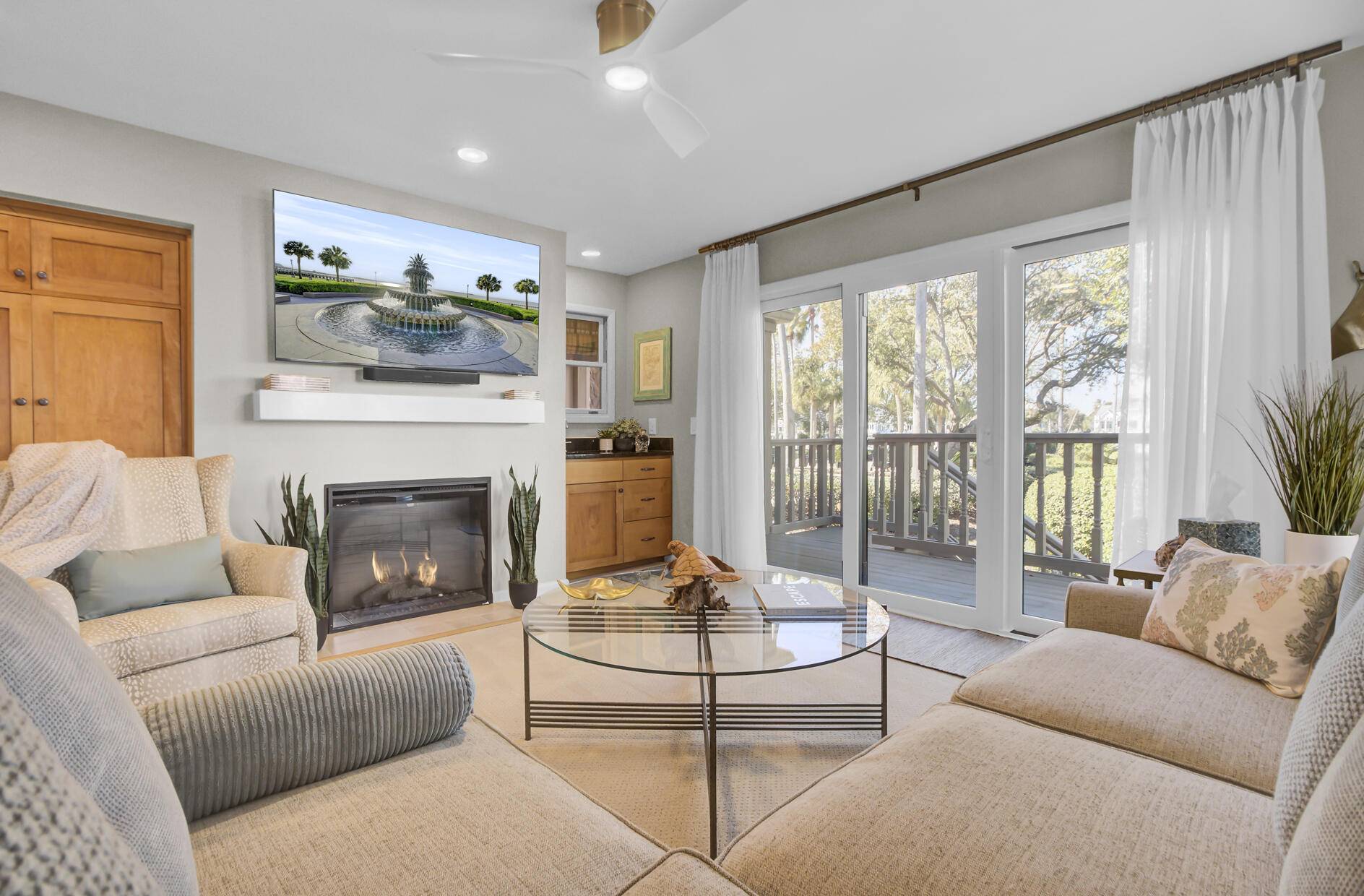 Isle Of Palms, SC 29451,409 Yacht Harbor Ct #409