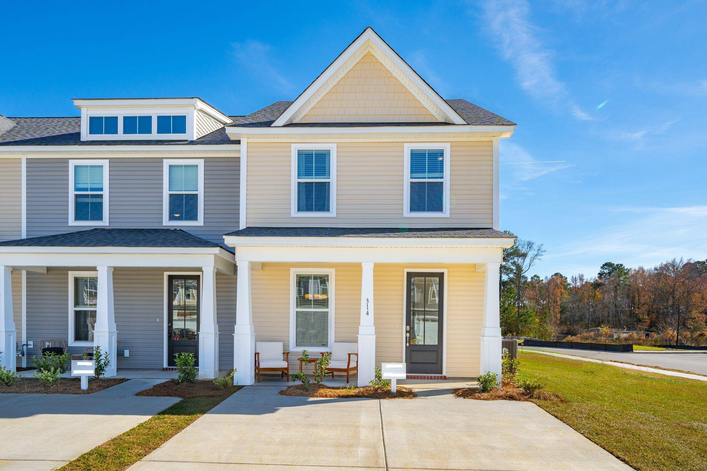 Moncks Corner, SC 29461,812 Alma Square Dr