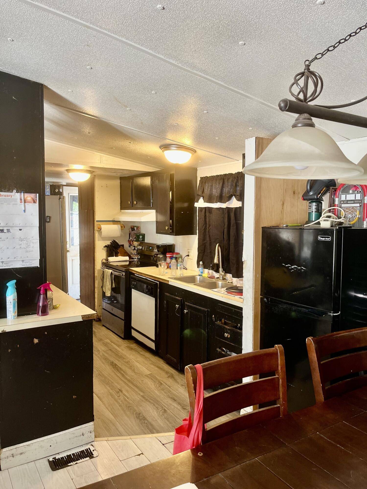 Walterboro, SC 29488,563 Chestnut Rd