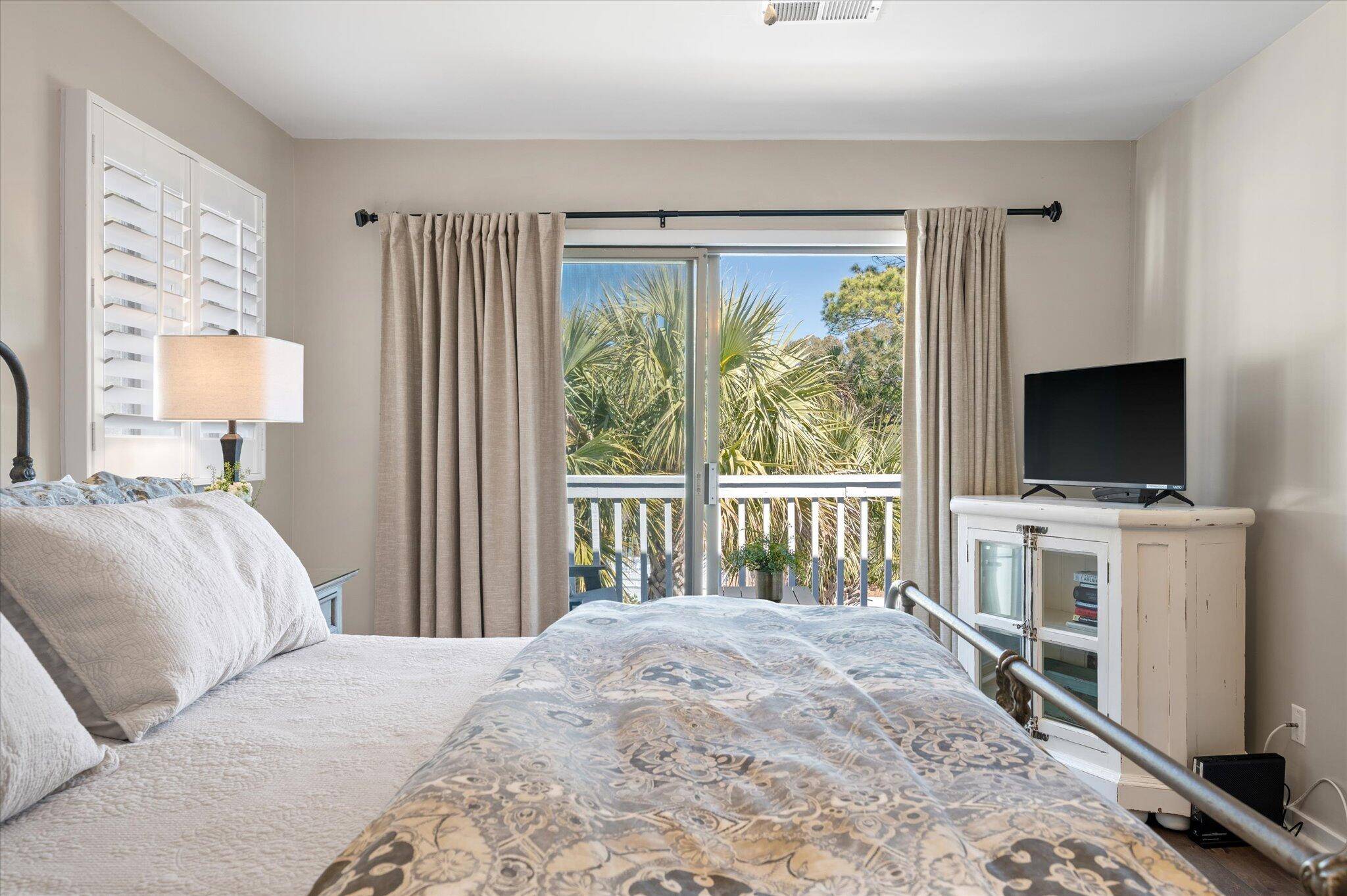 Isle Of Palms, SC 29451,8 Lagoon Villas