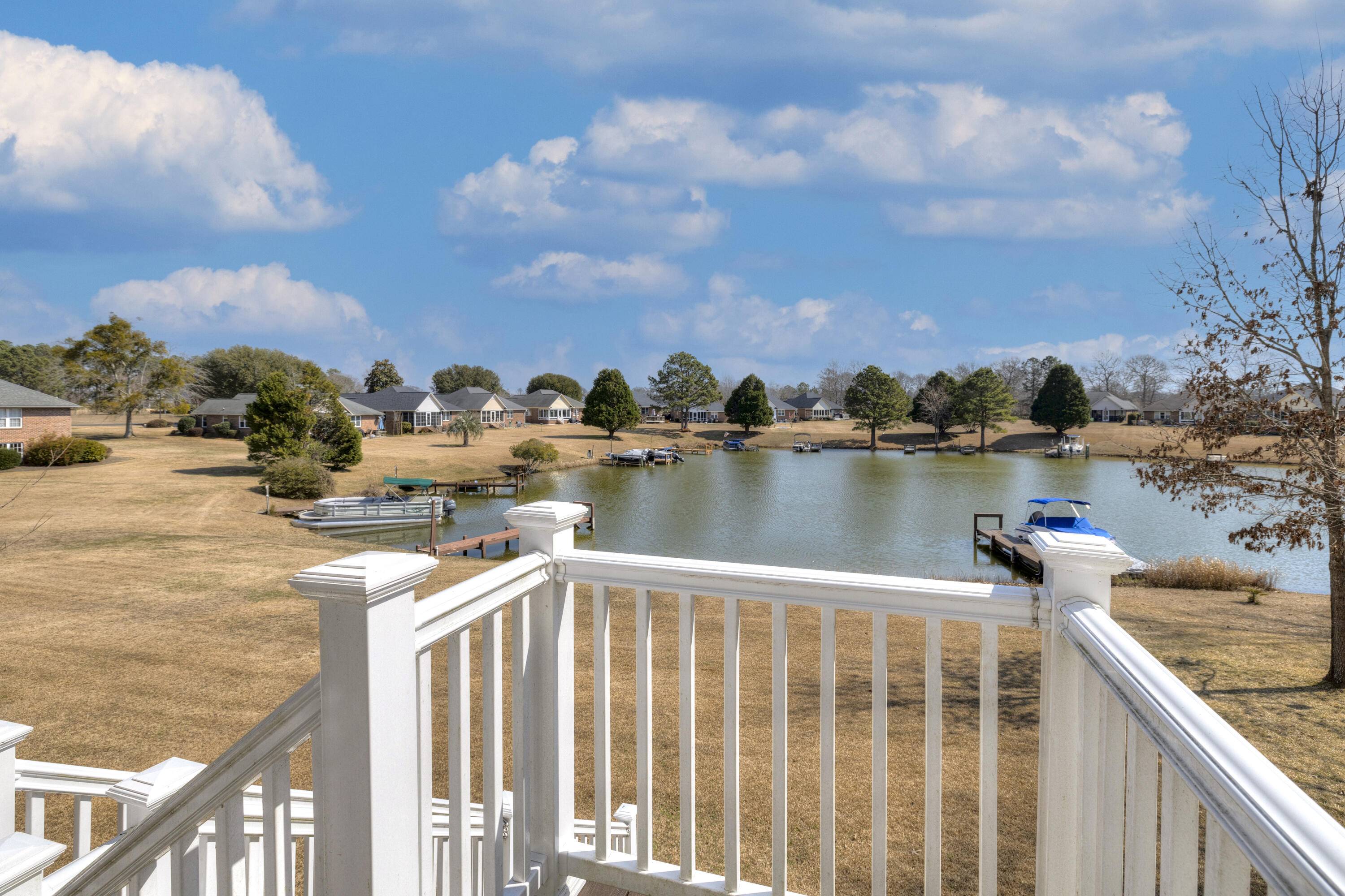 Manning, SC 29102,47 North Lake Cir