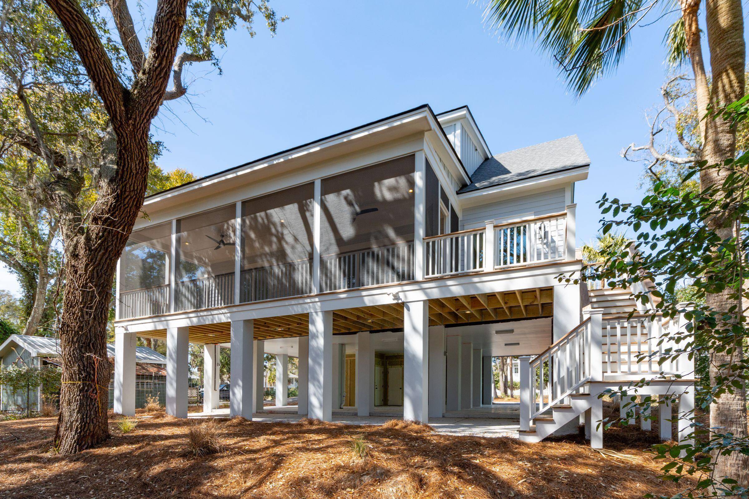 Edisto Island, SC 29438,806 Jungle Rd