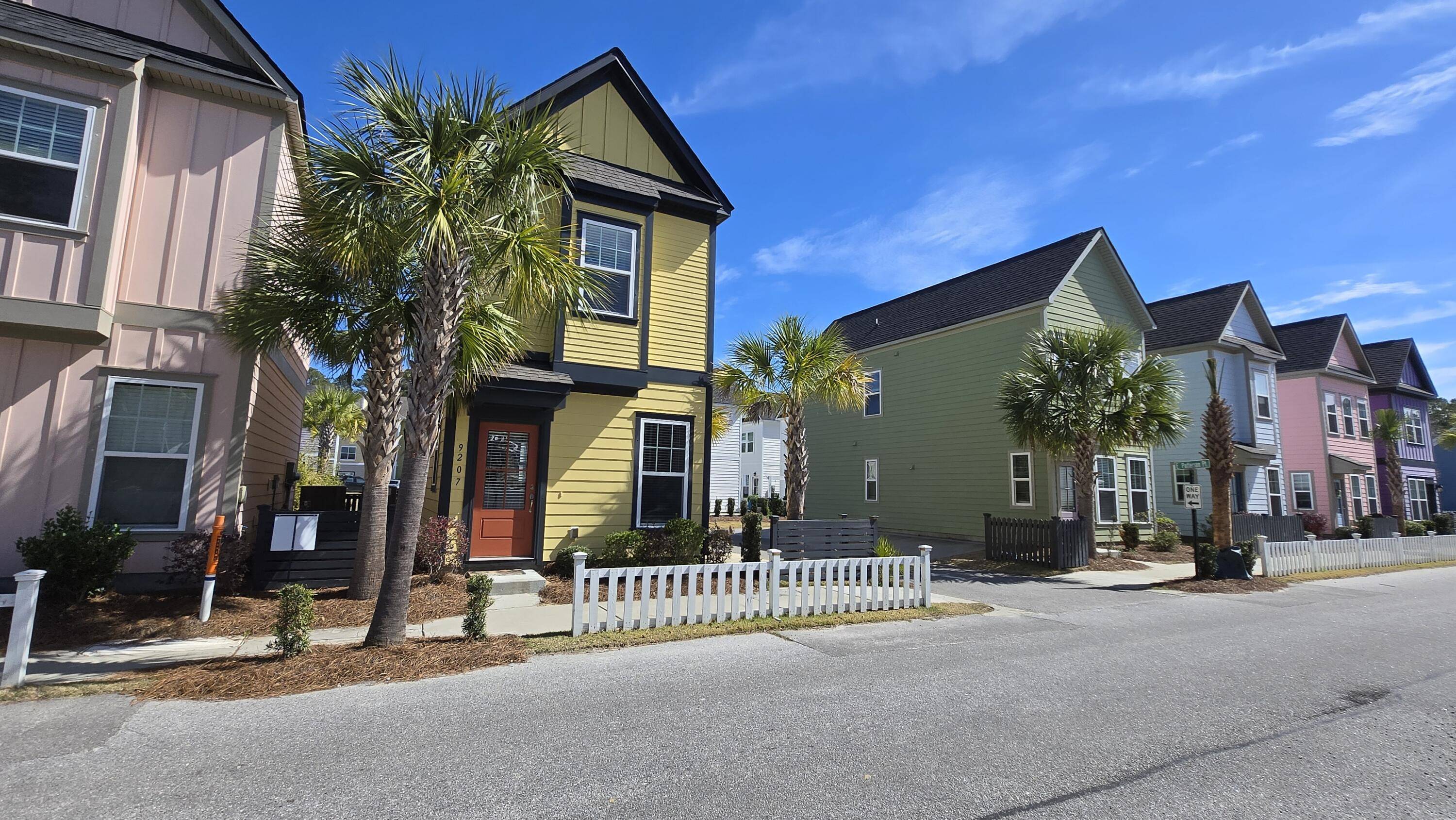 Hanahan, SC 29410,9207 Bowen Corner Ave