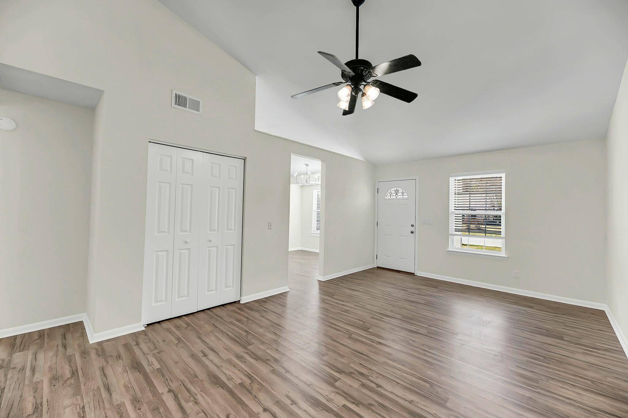 Charleston, SC 29412,1036 Oakcrest Dr