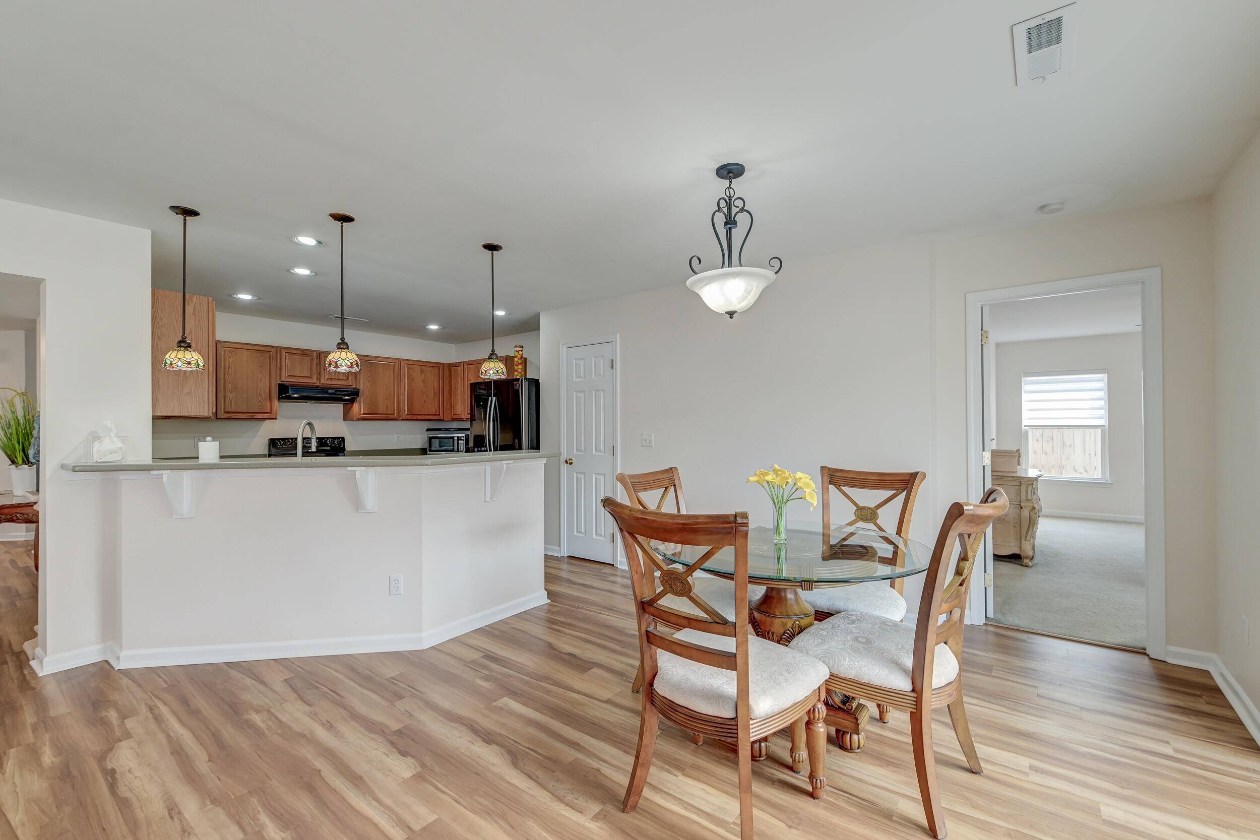 Hanahan, SC 29410,7034 Lanier St
