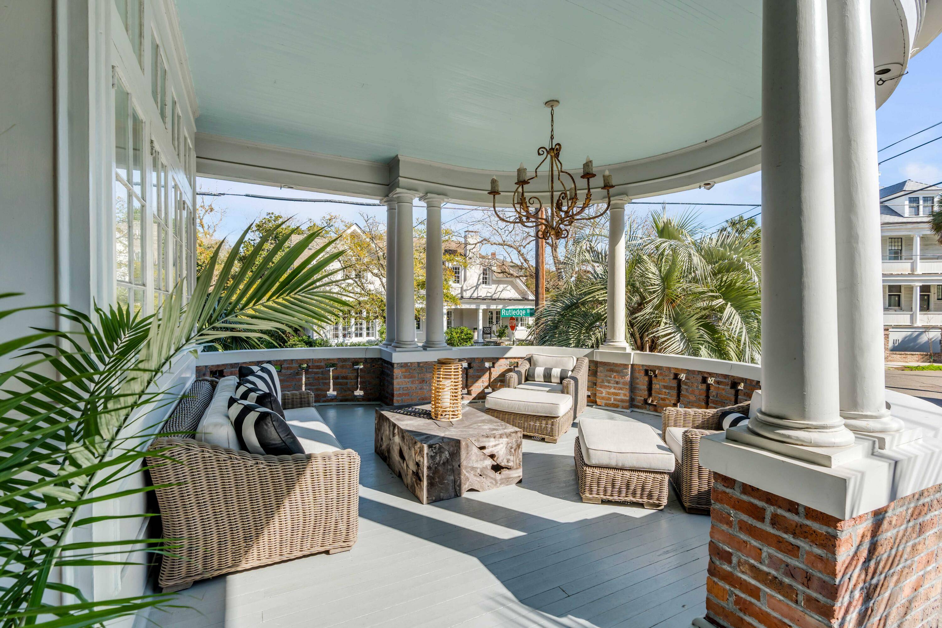 Charleston, SC 29401,54 Gibbes St