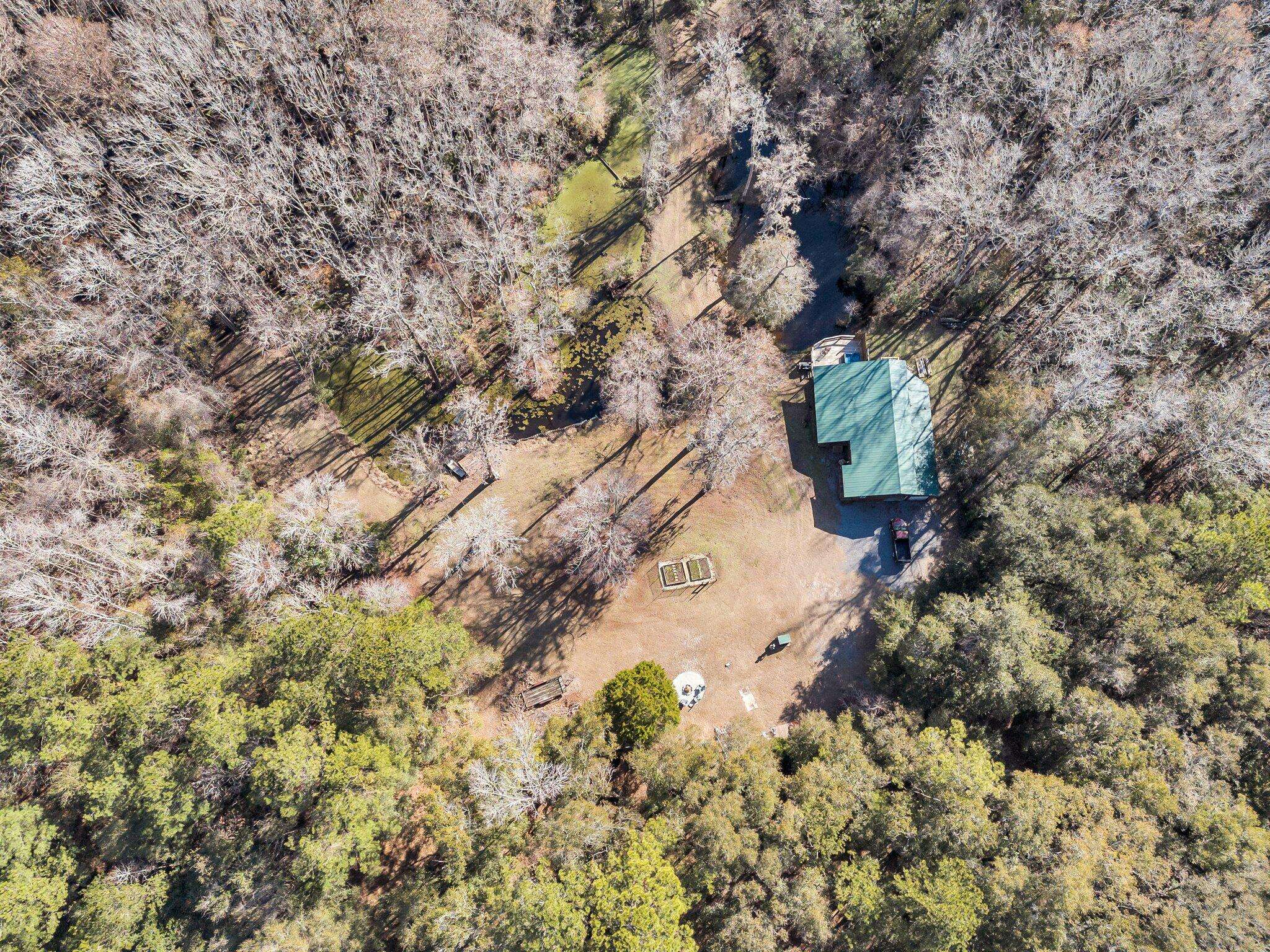 Wadmalaw Island, SC 29487,5219 Maybank Hwy