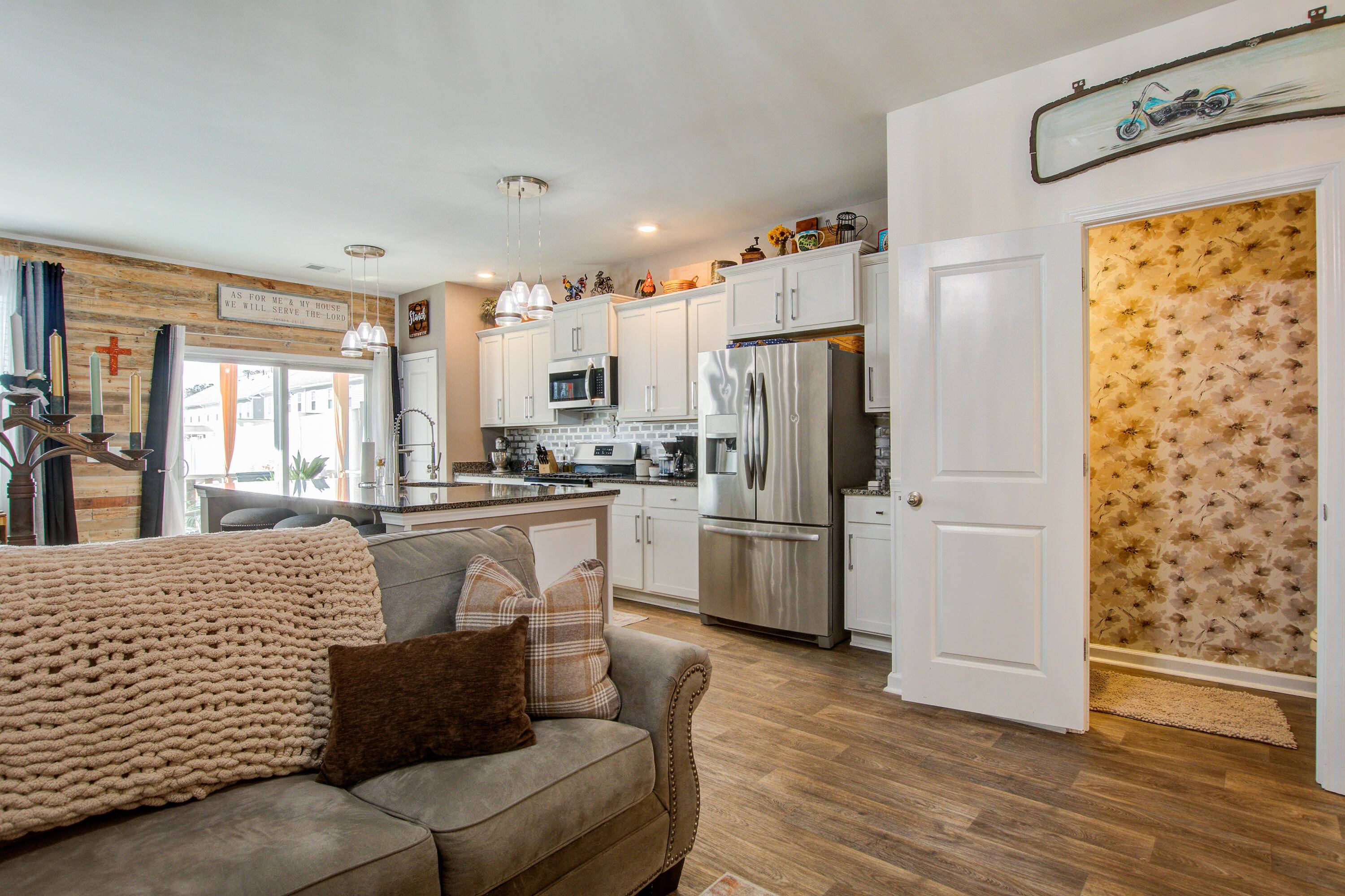 Summerville, SC 29486,509 Nadir Ct