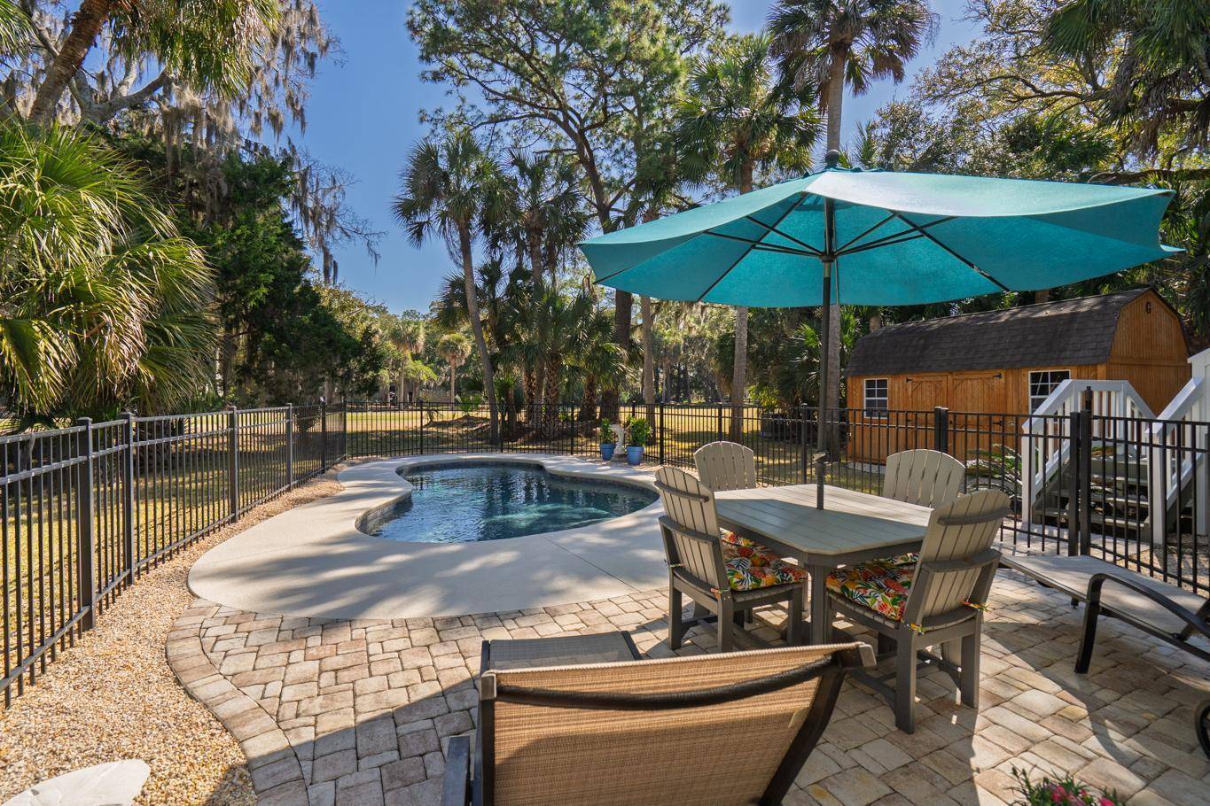 Edisto Island, SC 29438,3323 Myrtle St
