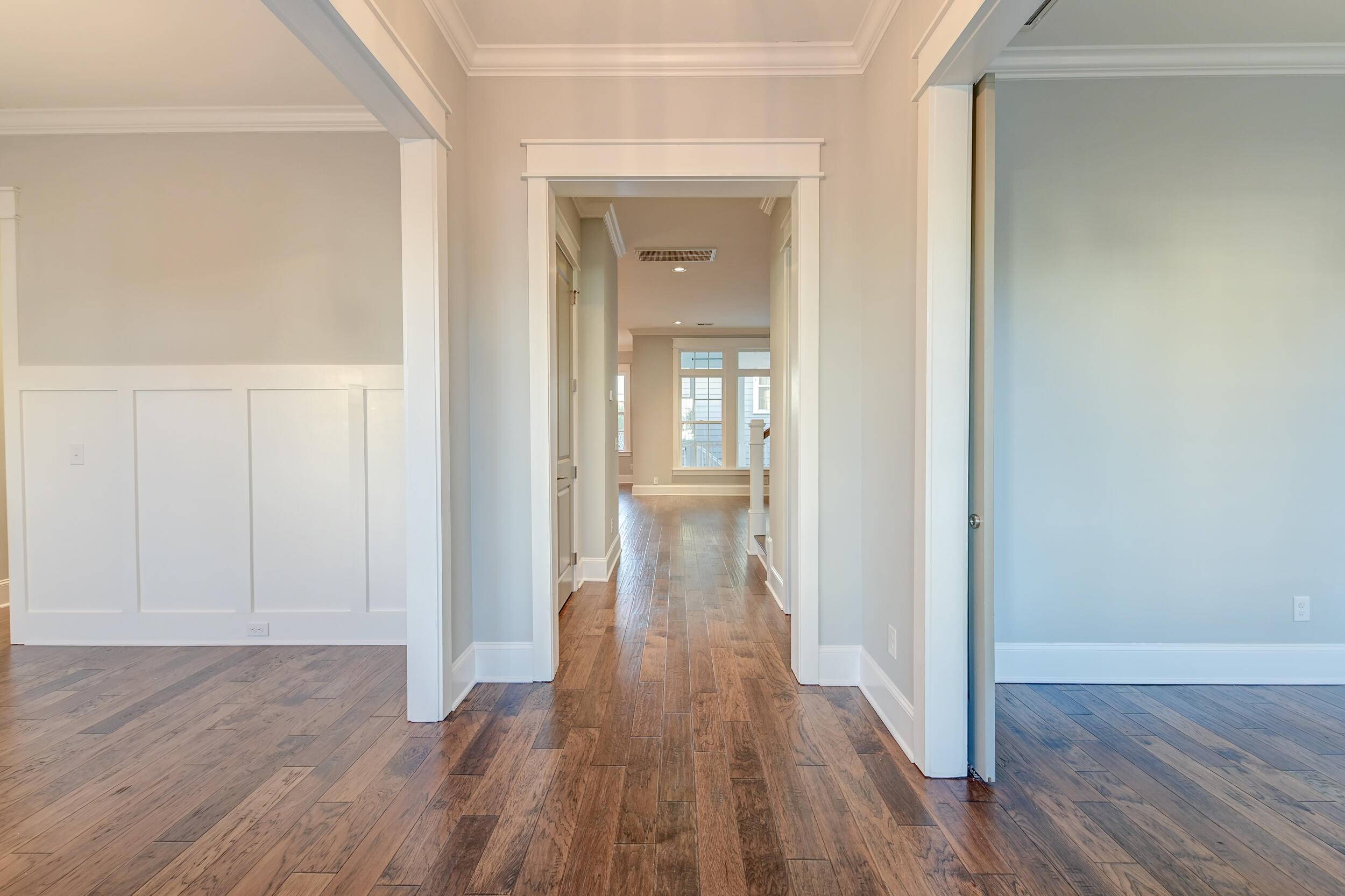 Daniel Island, SC 29492,1625 Oak Leaf St