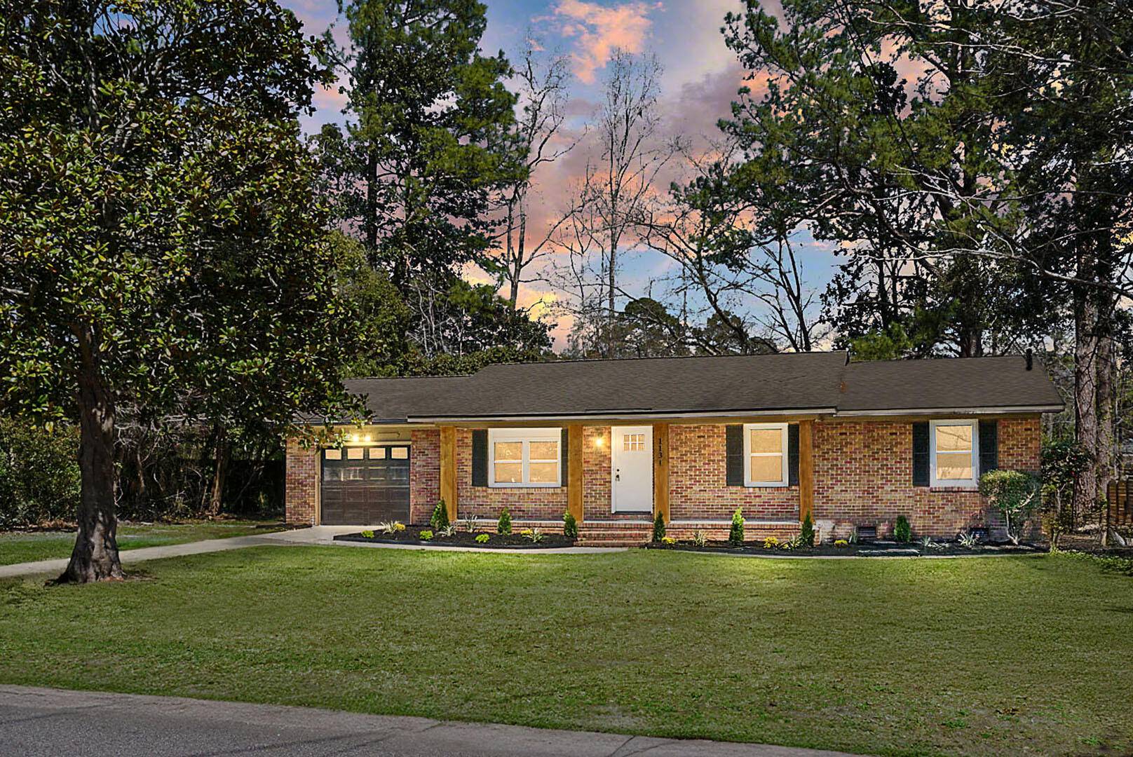 Summerville, SC 29485,113 Harter Dr