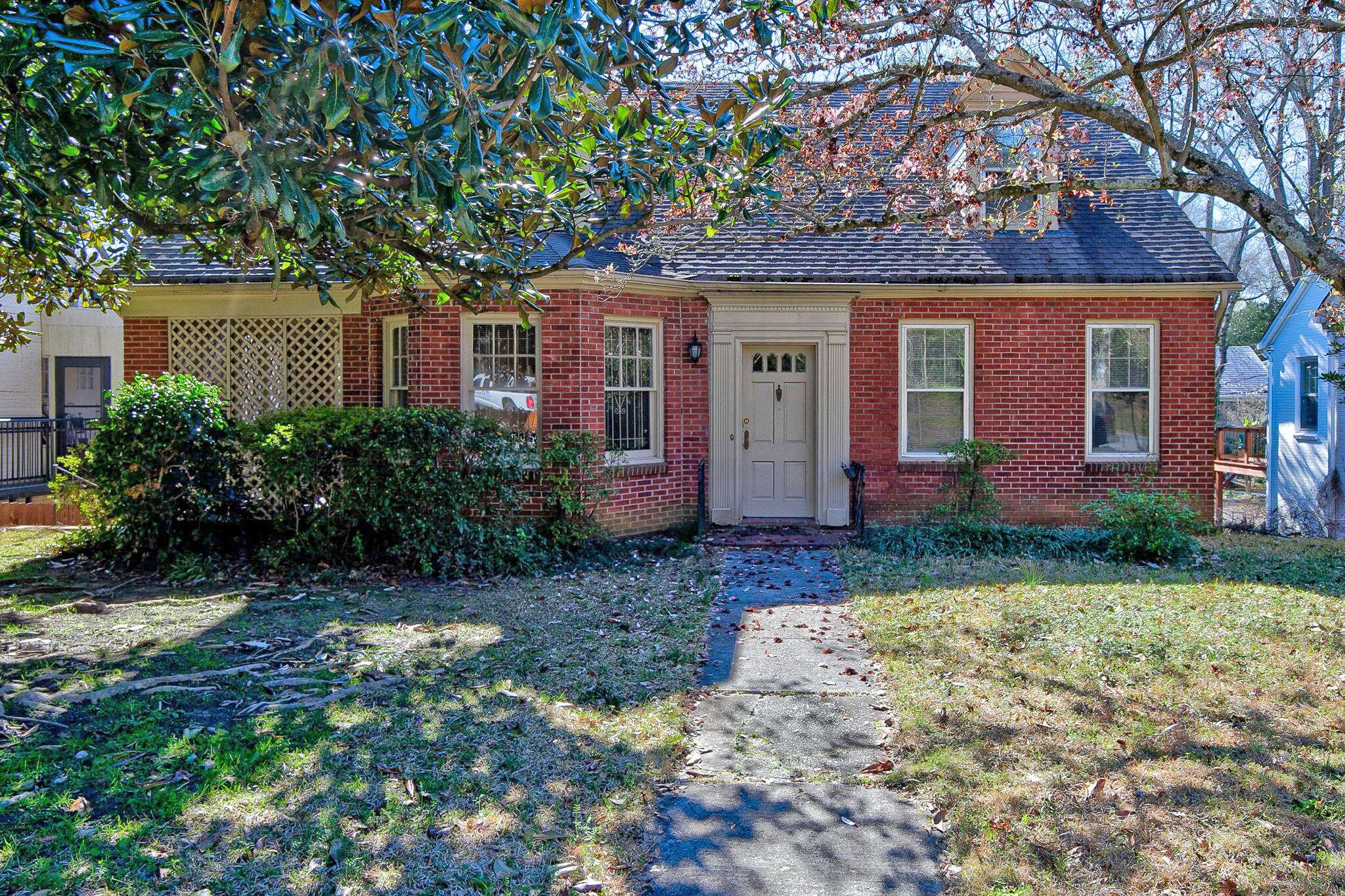 Columbia, SC 29205,111 Harden St
