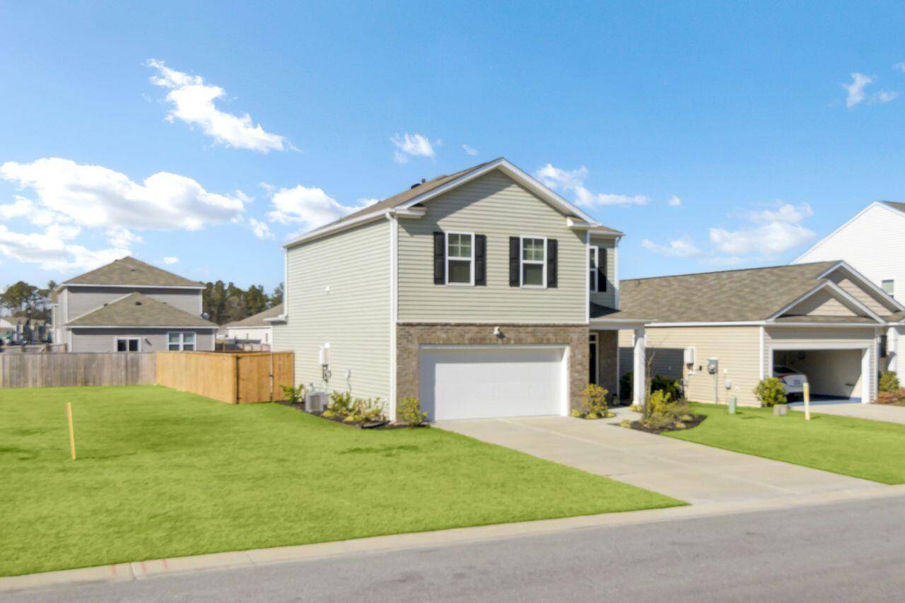 Summerville, SC 29486,202 N Light Way