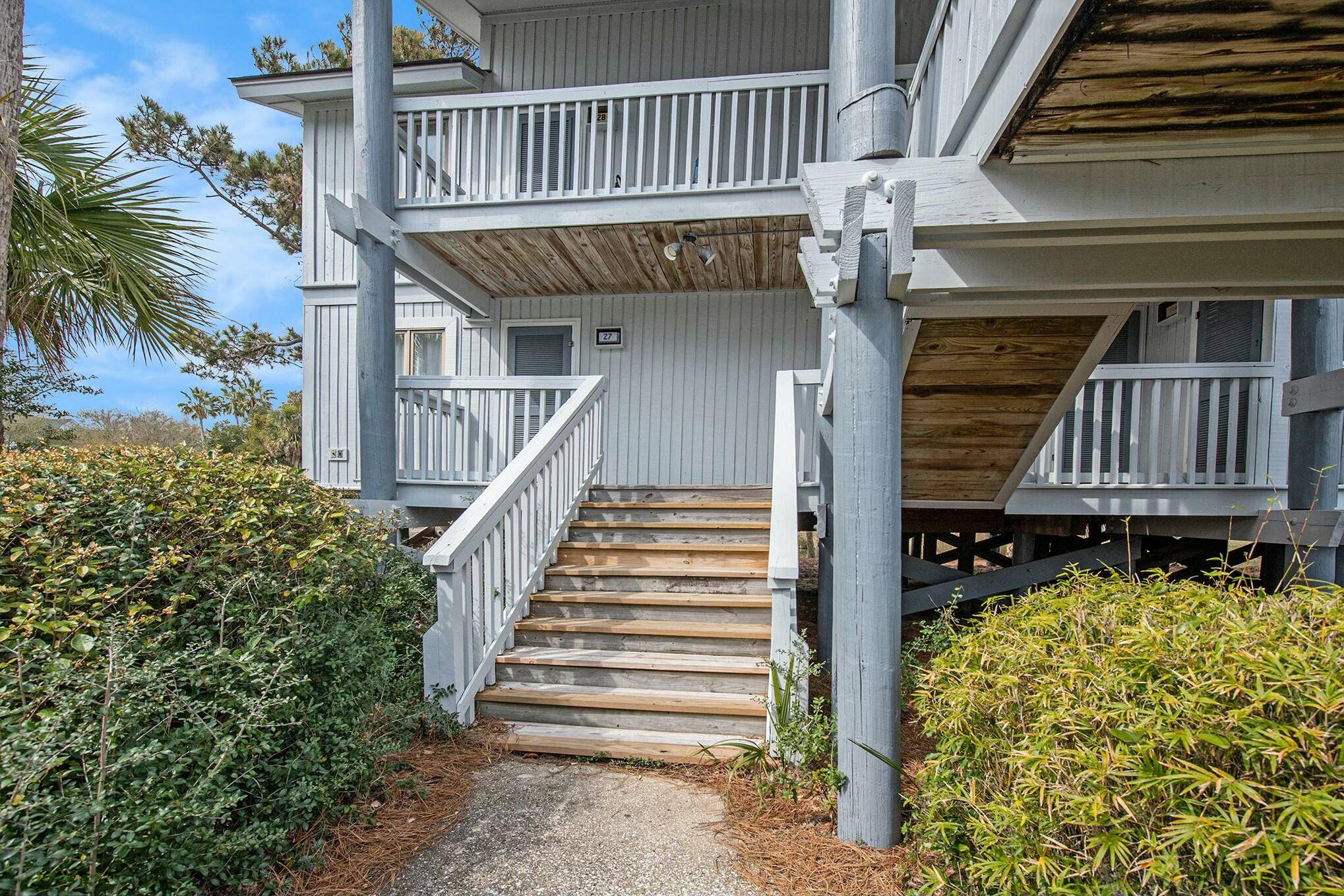Isle Of Palms, SC 29451,27 Lagoon Villas