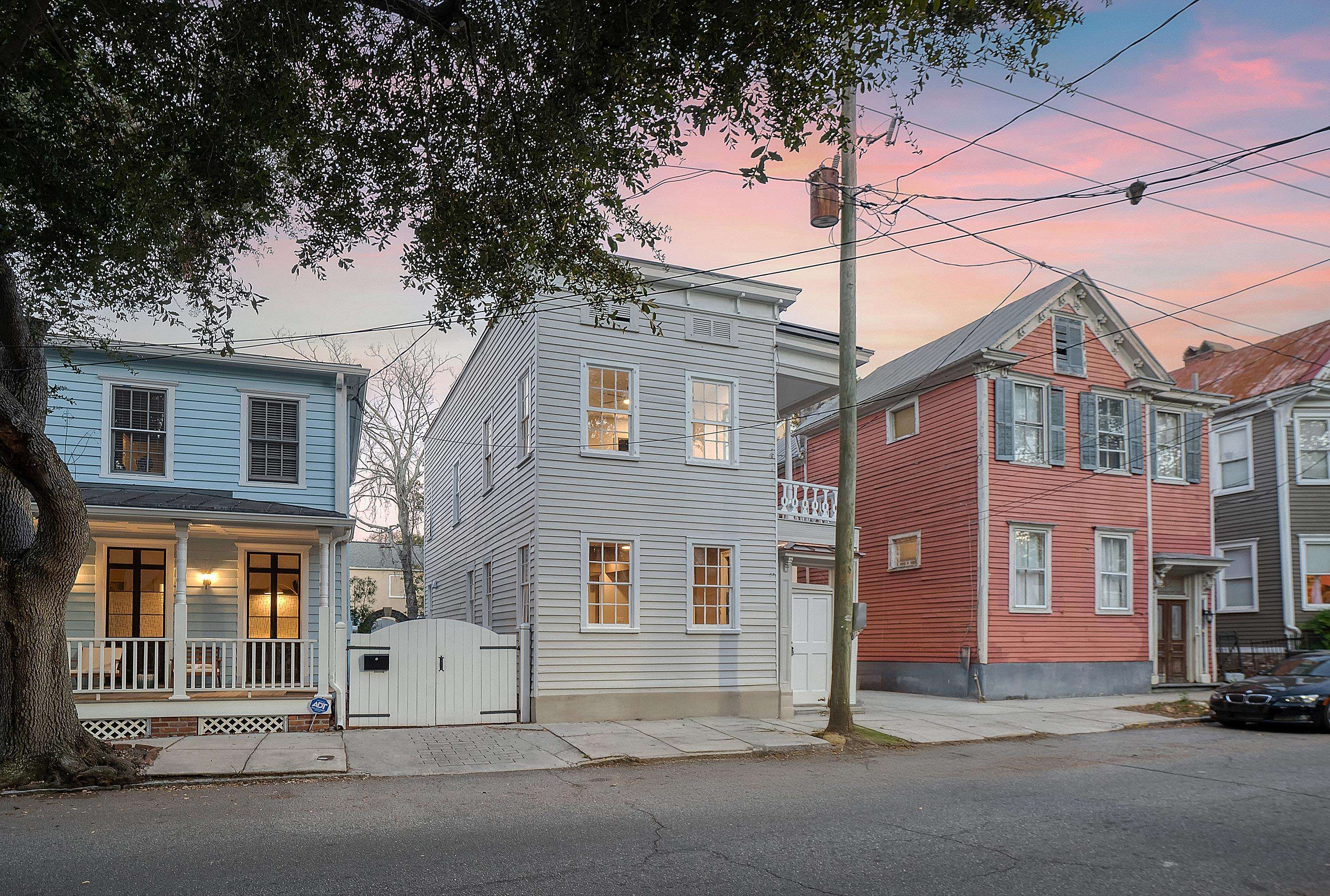 Charleston, SC 29401,40 Pitt St