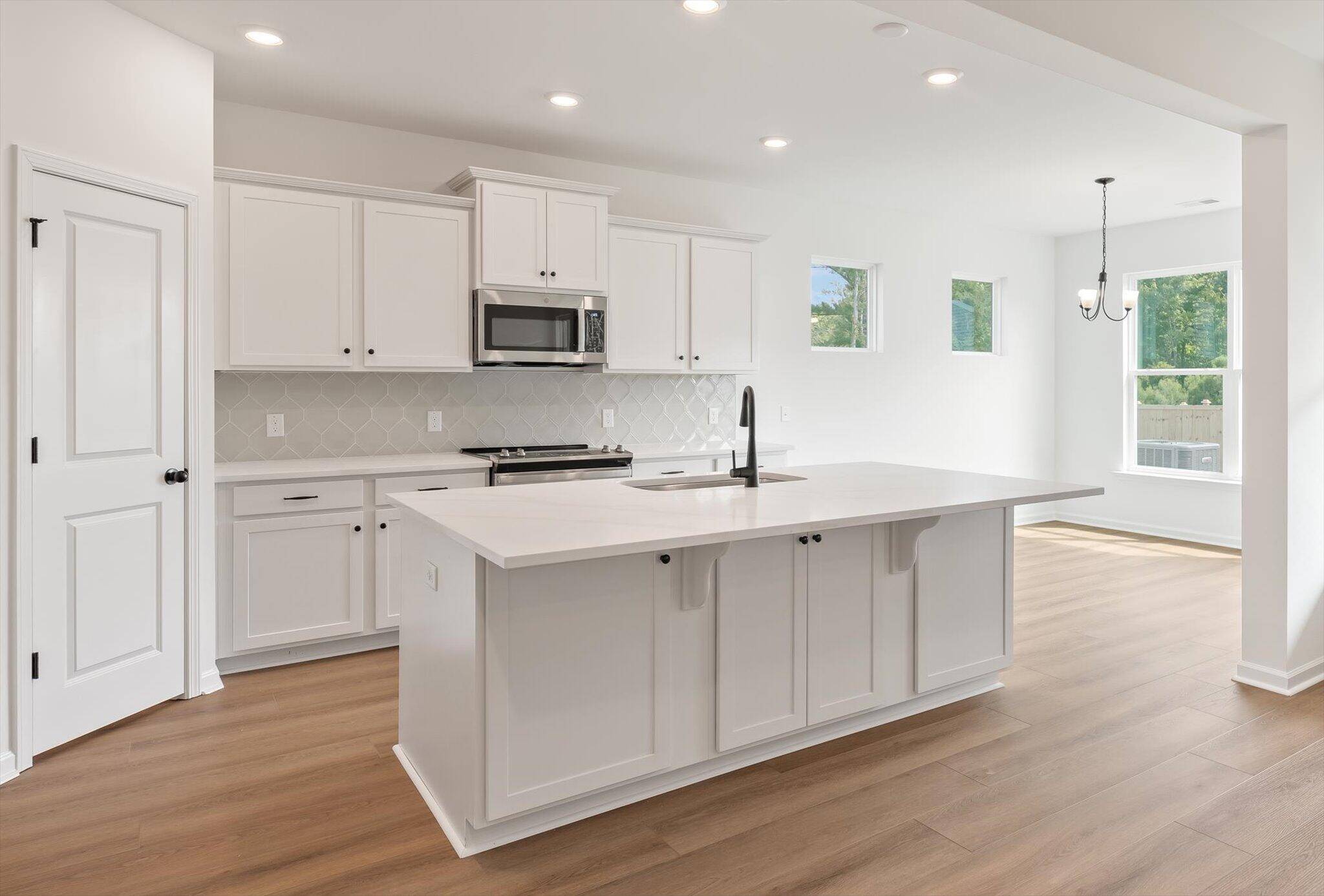 Moncks Corner, SC 29461,351 Blue Oak Dr