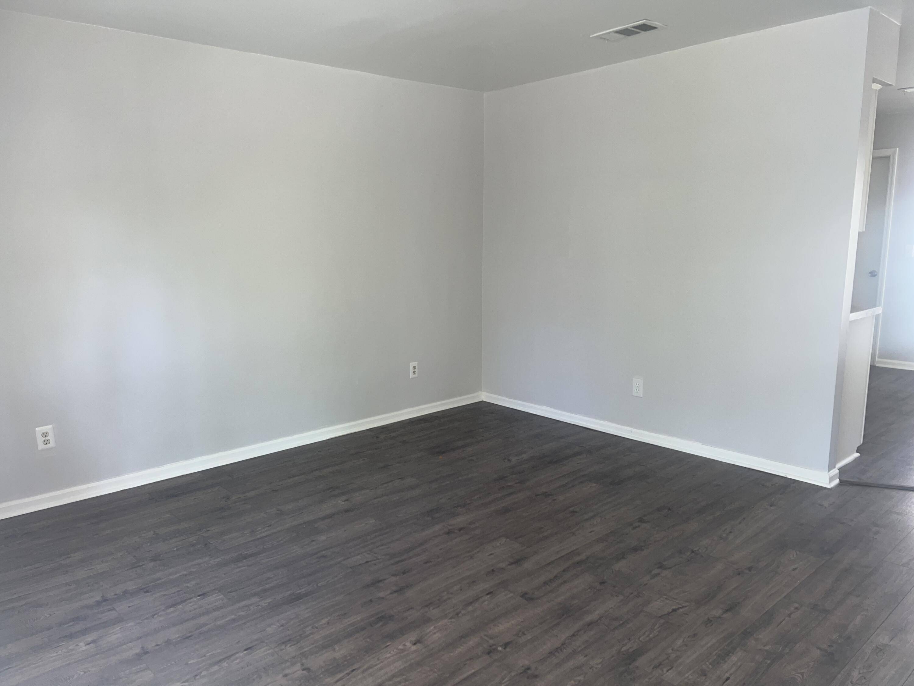 Summerville, SC 29485,117 Roberta Dr #A