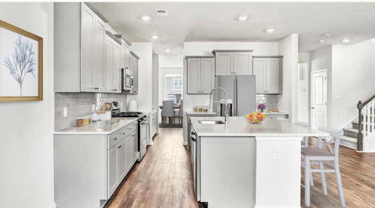 Summerville, SC 29486,204 Belfort Pl