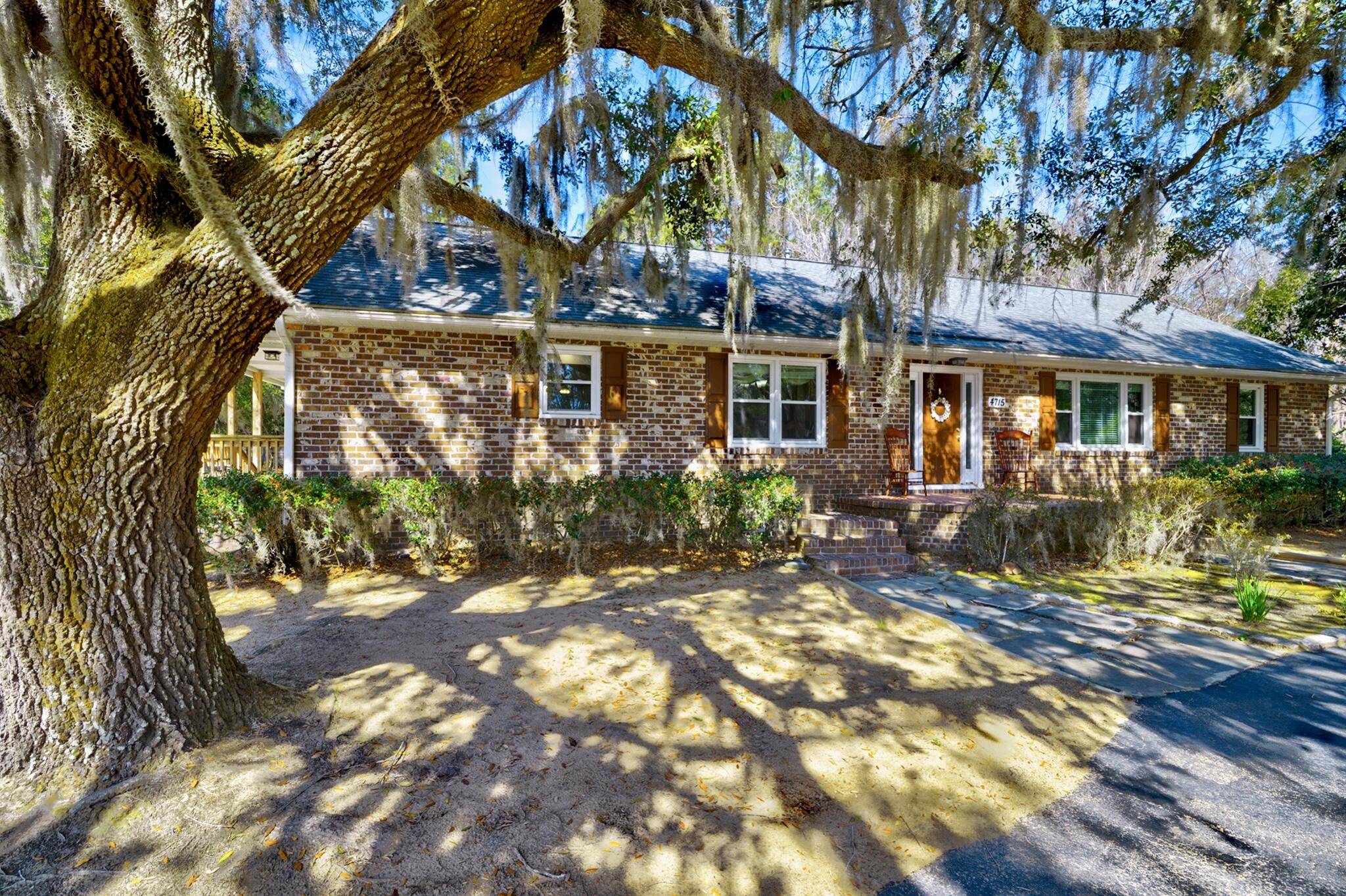 Hollywood, SC 29449,4707 Highway 165