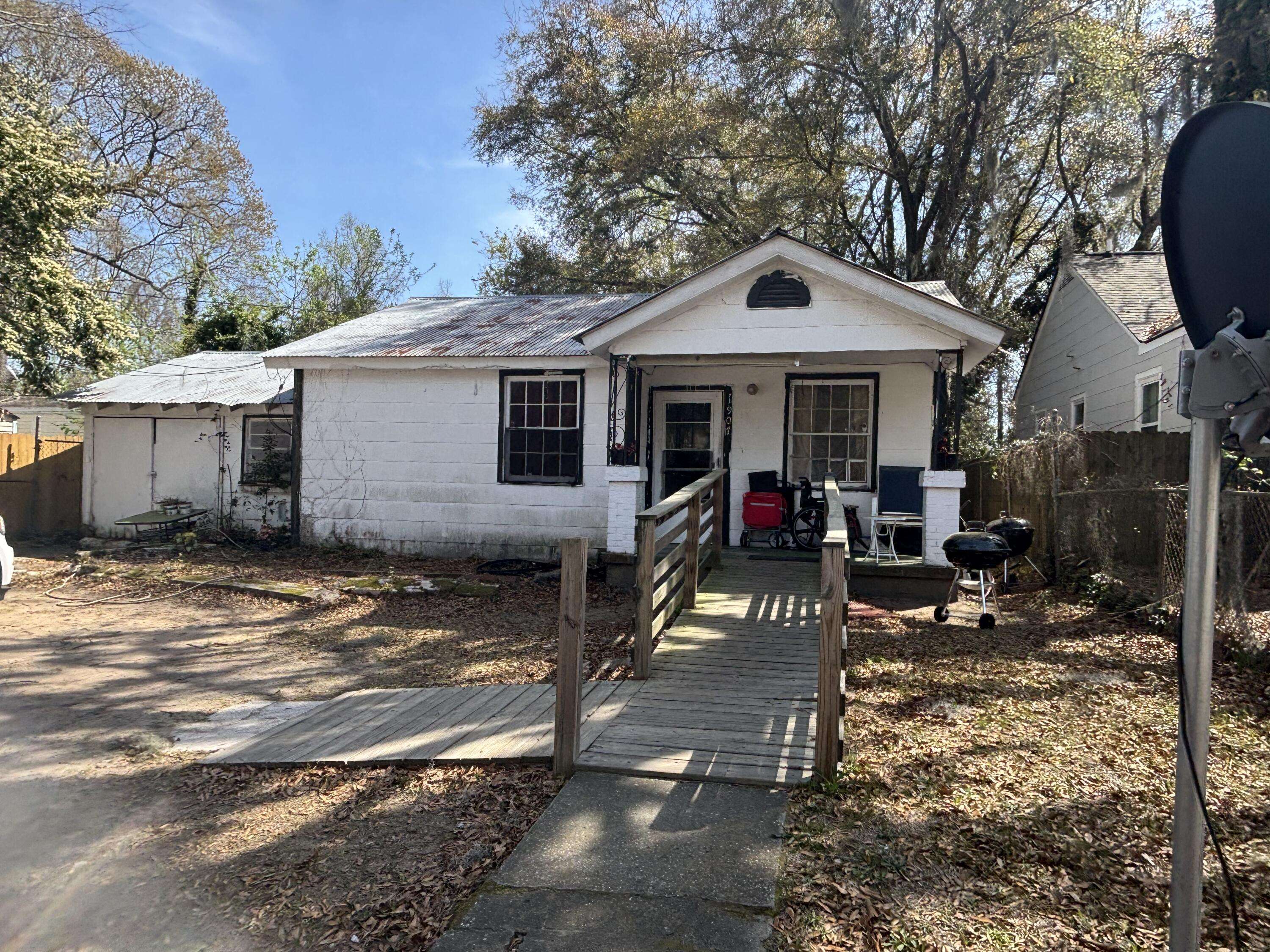 North Charleston, SC 29405,1907 Helm Ave