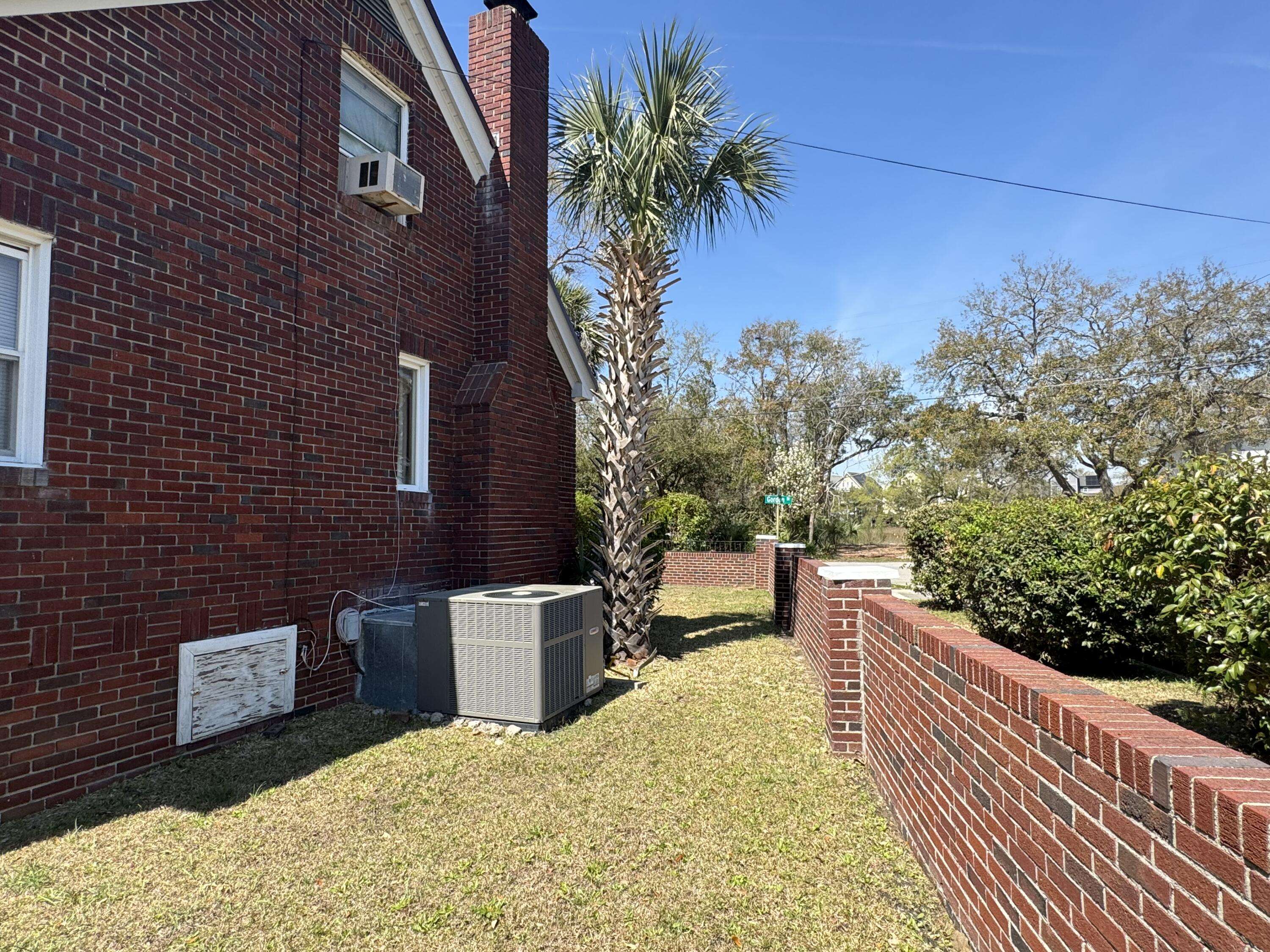 Charleston, SC 29403,161 Gordon Street