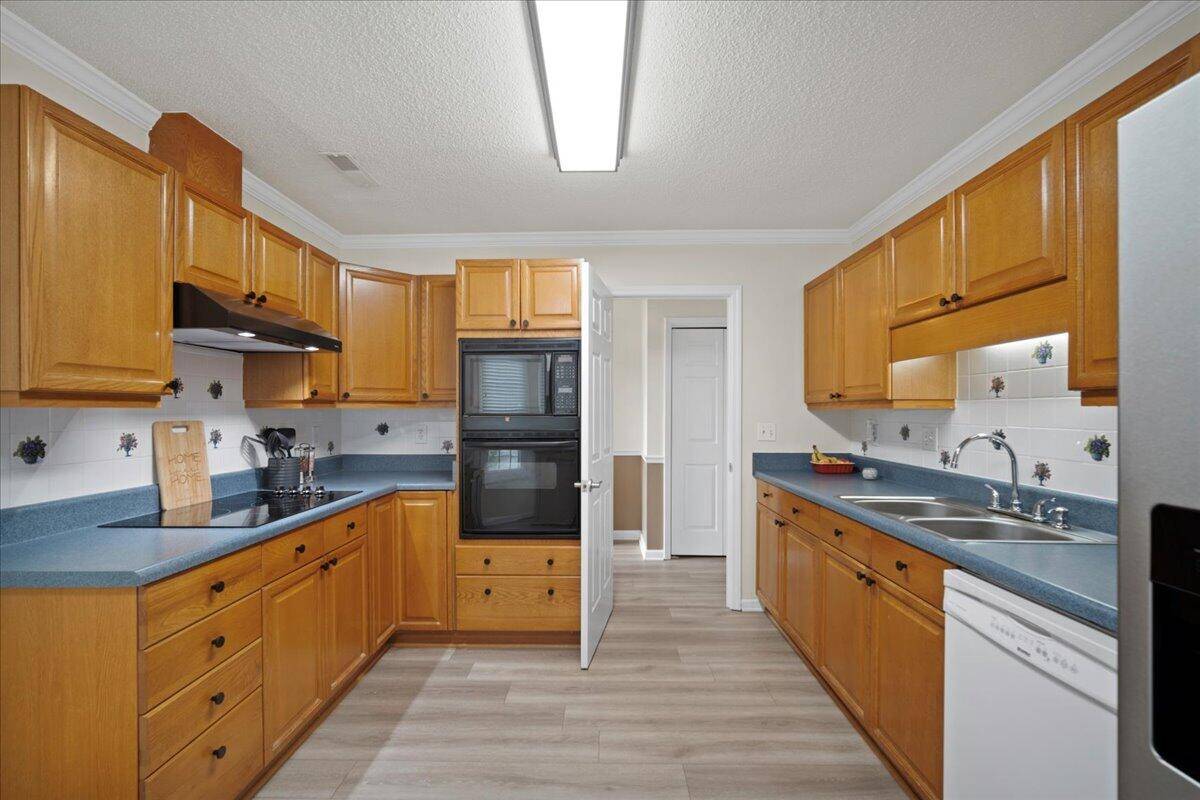 North Charleston, SC 29406,9080 Delancey Cir