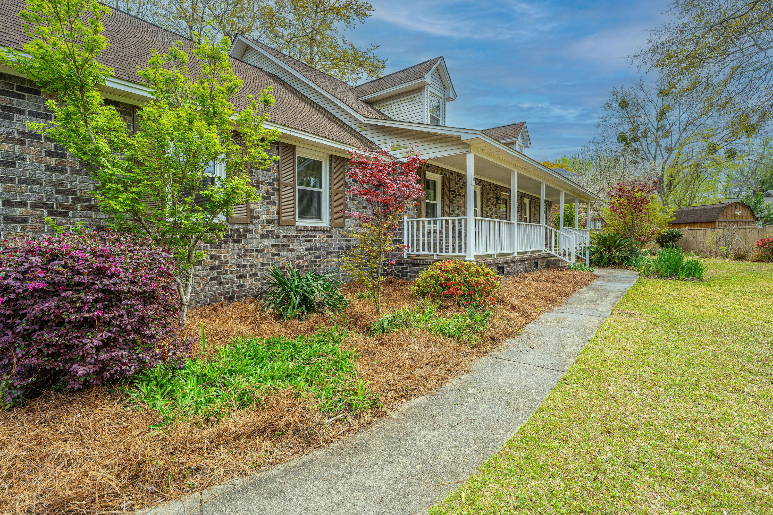 Summerville, SC 29483,406 Mendenhall St