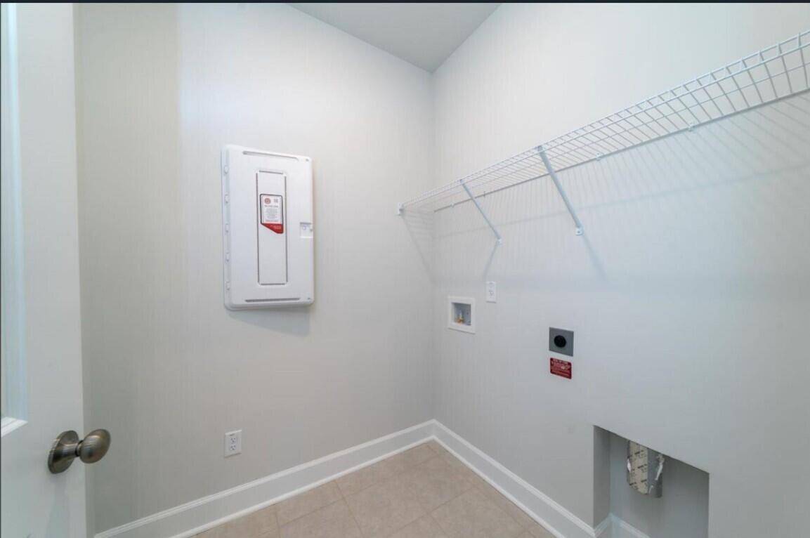 Huger, SC 29450,125 Royal Cainhoy Way
