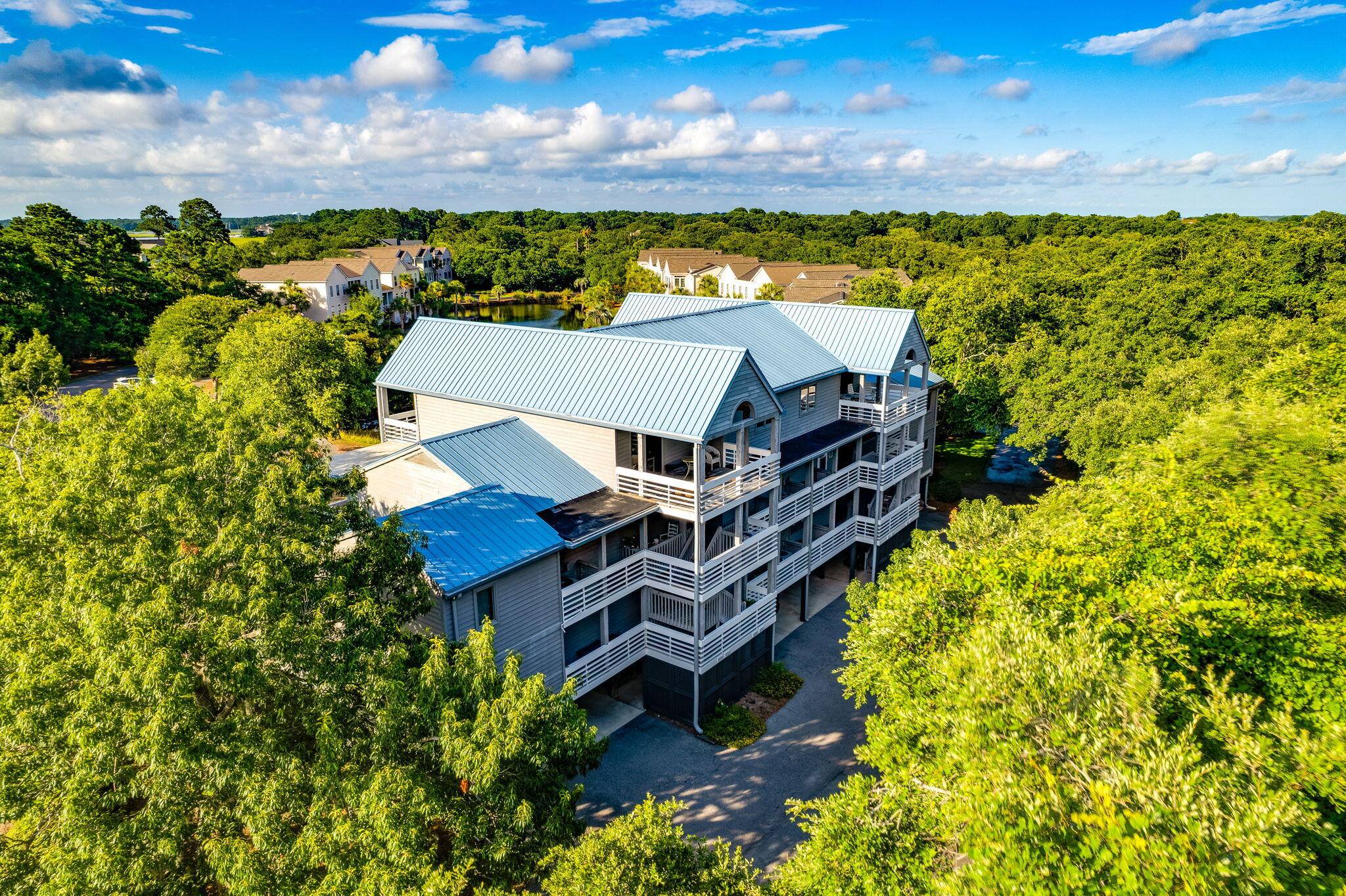 Seabrook Island, SC 29455,2472 Racquet Club Dr