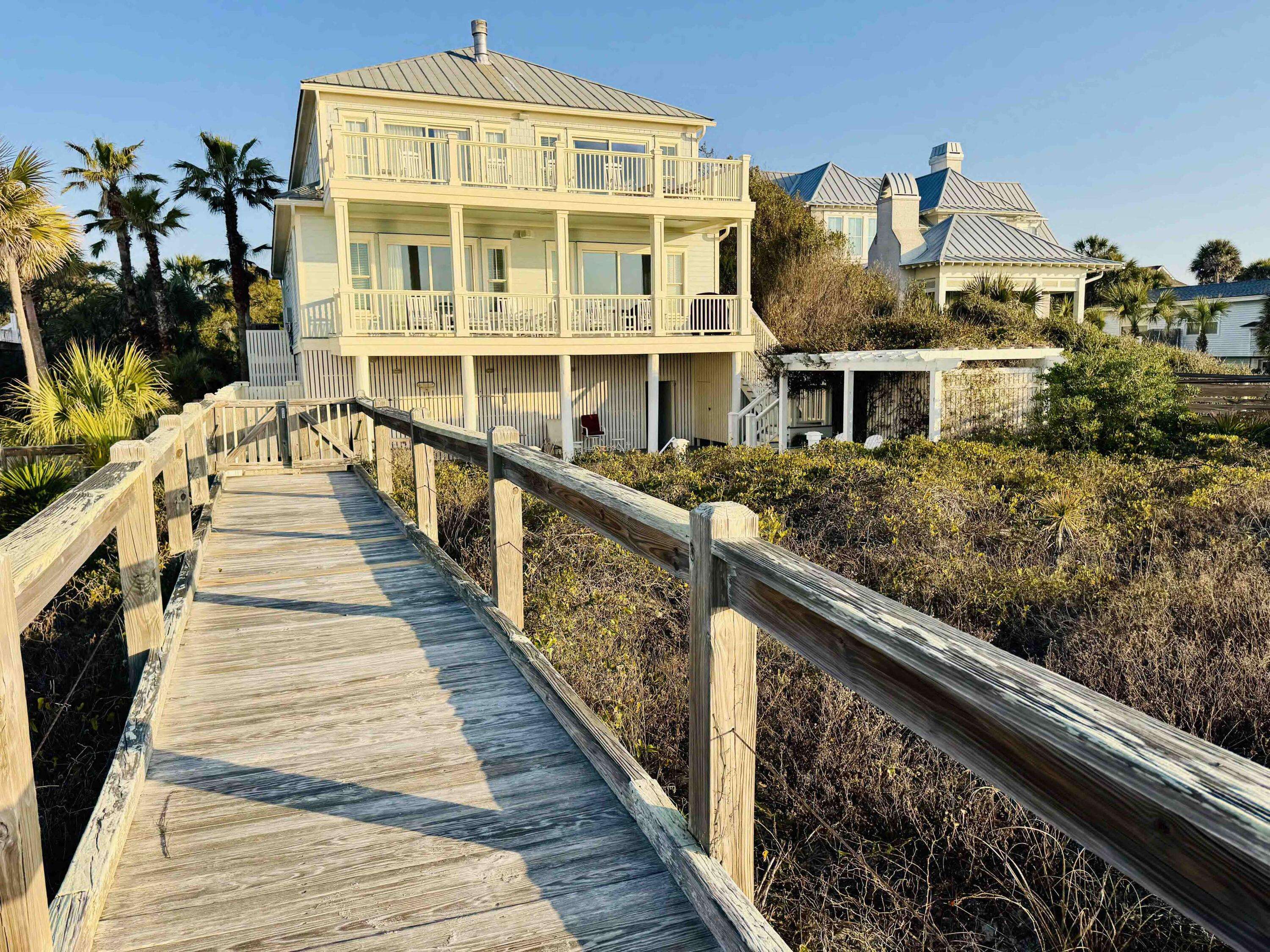 Folly Beach, SC 29439,811 W Ashley Ave #3