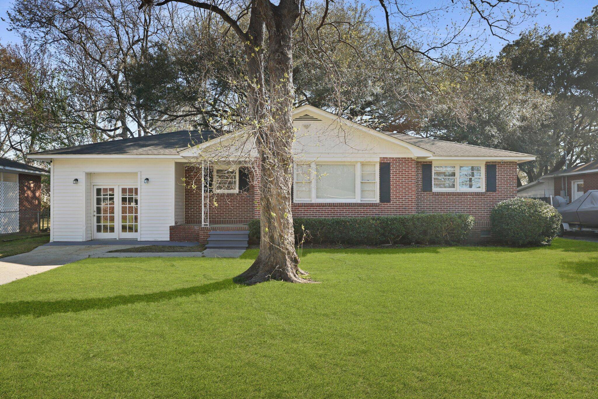 North Charleston, SC 29418,5314 Albert St
