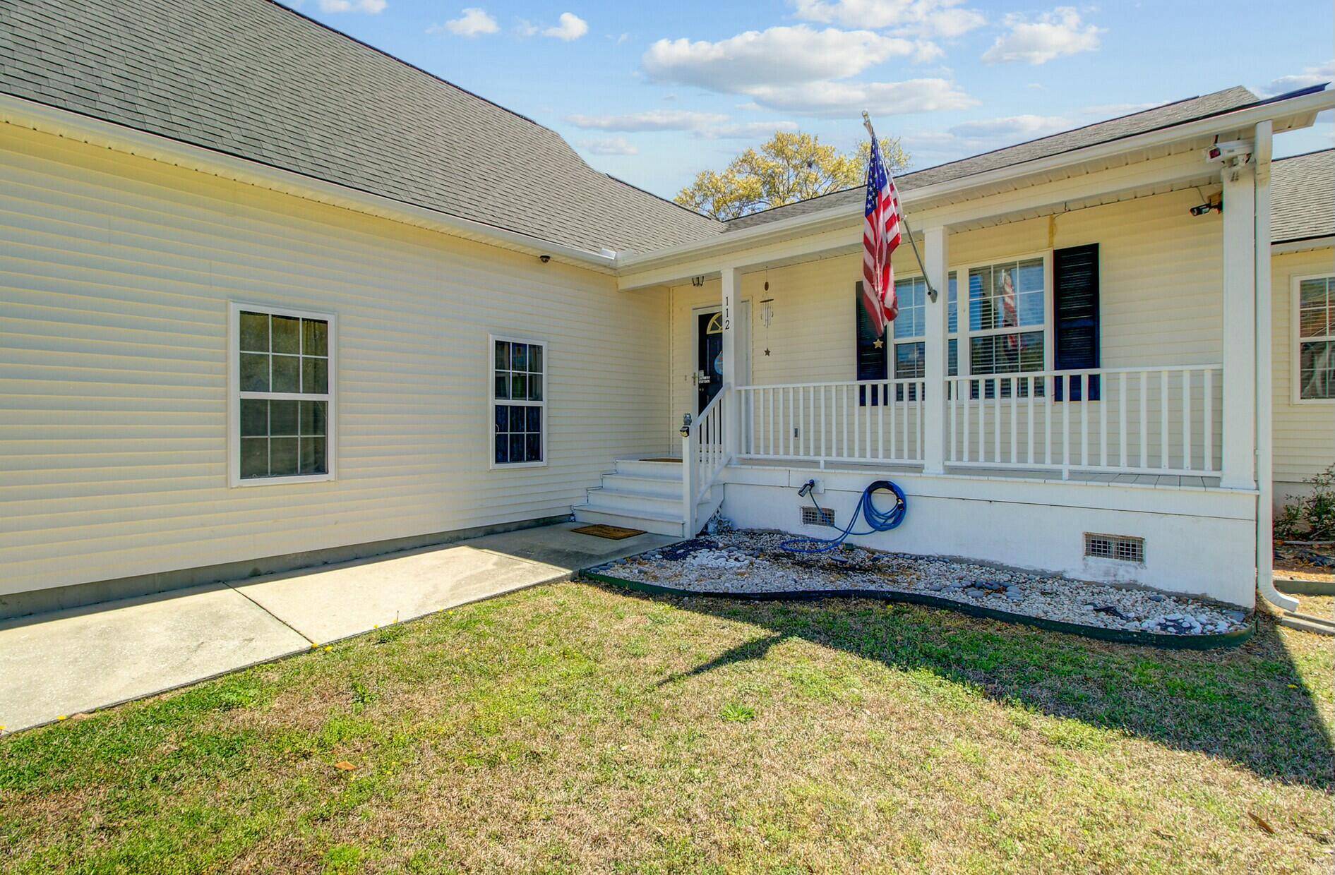 Goose Creek, SC 29445,112 Retriever Ln