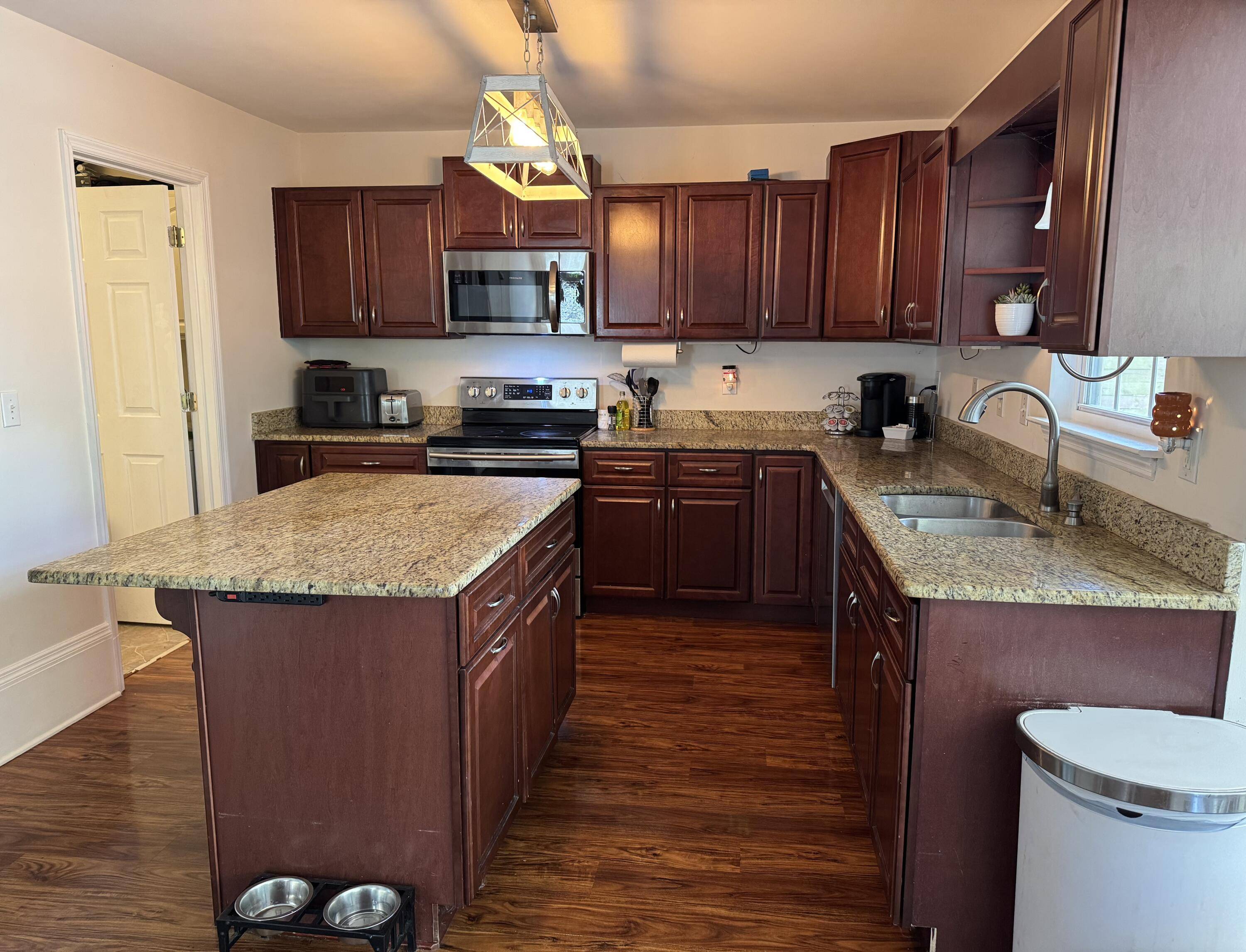 Summerville, SC 29485,203 Arbor Oaks Dr