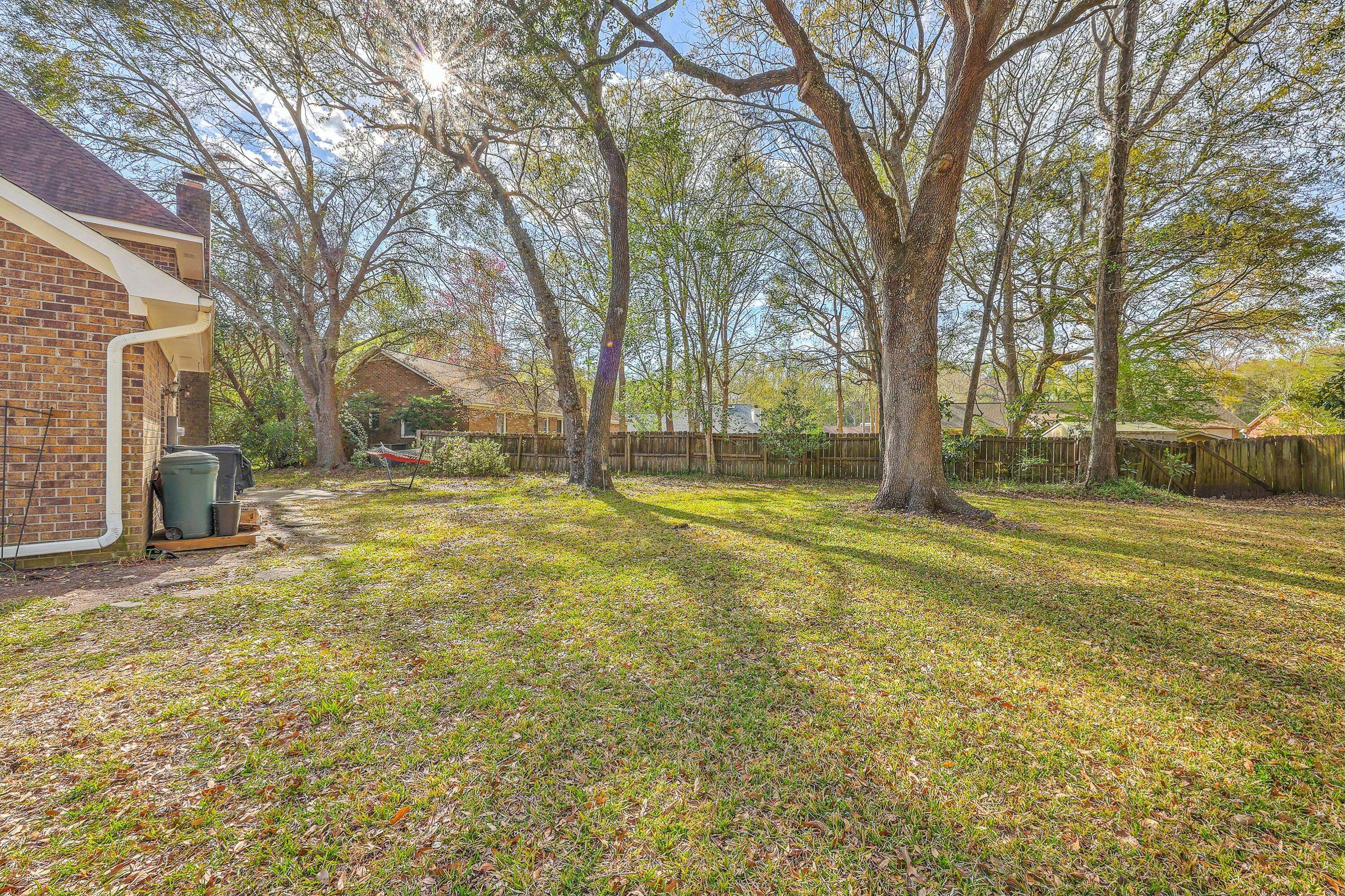 Summerville, SC 29485,140 Wampee Curve