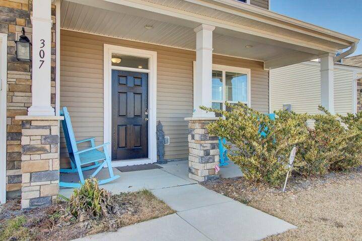 Moncks Corner, SC 29461,307 Blue Oak Dr